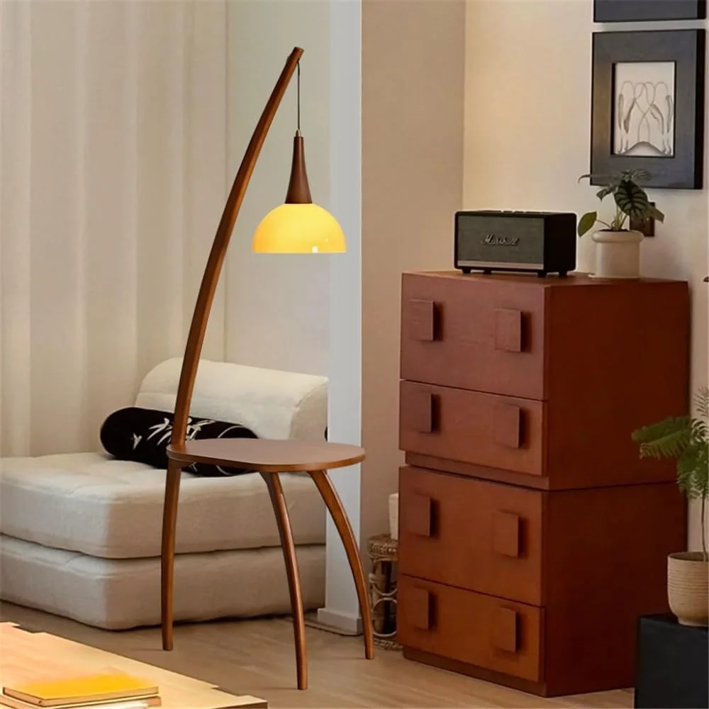 چراغ ایستاده مصباح قائم با میز و قفسه کنار مبلمان راحتی، مناسب اتاق نشیمن و اتاق خواب، چراغ مطالعه مدرن چراغ ایستاده مصباح قائم با میز و قفسه کنار مبلمان راحتی، مناسب اتاق نشیمن و اتاق خواب، چراغ مطالعه مدرن