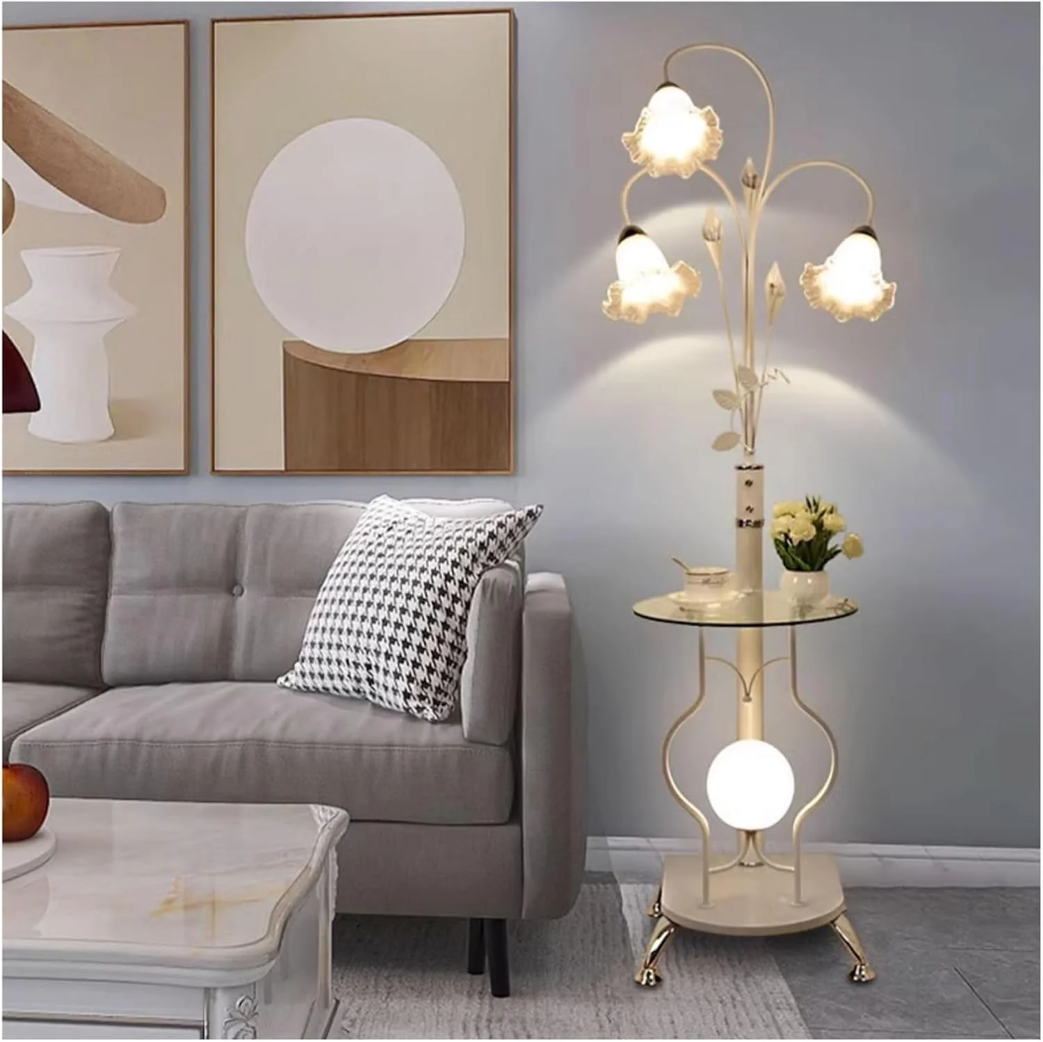 مصباح قائم مدرن فلزی/شیشه ای LED، میز کنار مبلی و چراغ ایستاده، مناسب اتاق نشیمن با پایه های مبلمان سخت افزاری، برای اتاق خواب یا دفتر کار مصباح قراءة عصري (سفید) مصباح قائم مدرن فلزی/شیشه ای LED، میز کنار مبلی و چراغ ایستاده، مناسب اتاق نشیمن با پایه های مبلمان سخت افزاری، برای اتاق خواب یا دفتر کار مصباح قراءة عصري (سفید)