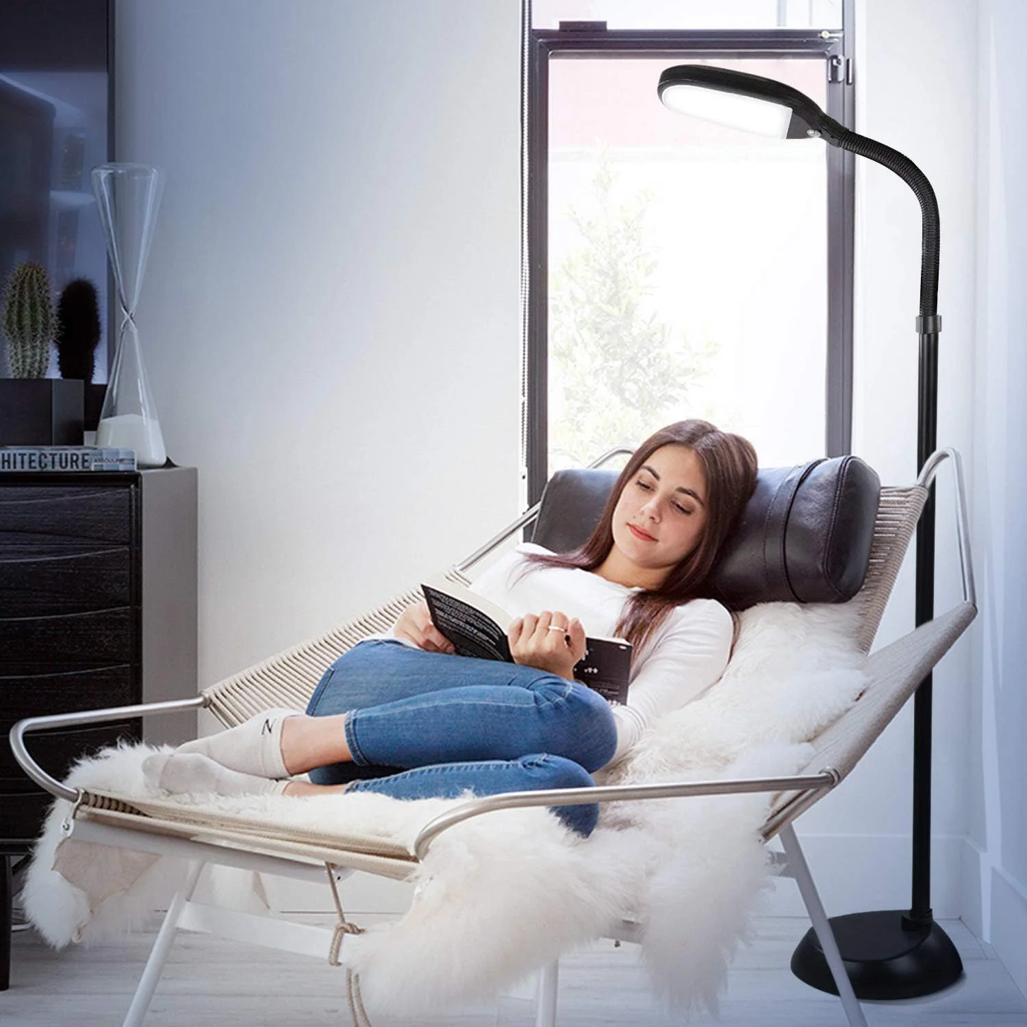 چراغ ایستاده LED روشن برای صنایع دستی و مطالعه - چراغ آرایشگر برای اکستنشن مژه - نور طبیعی روز برای کارهای اداری - گردن غازی قابل تنظیم (مشکی جت) چراغ ایستاده LED روشن برای صنایع دستی و مطالعه - چراغ آرایشگر برای اکستنشن مژه - نور طبیعی روز برای کارهای اداری - گردن غازی قابل تنظیم (مشکی جت)