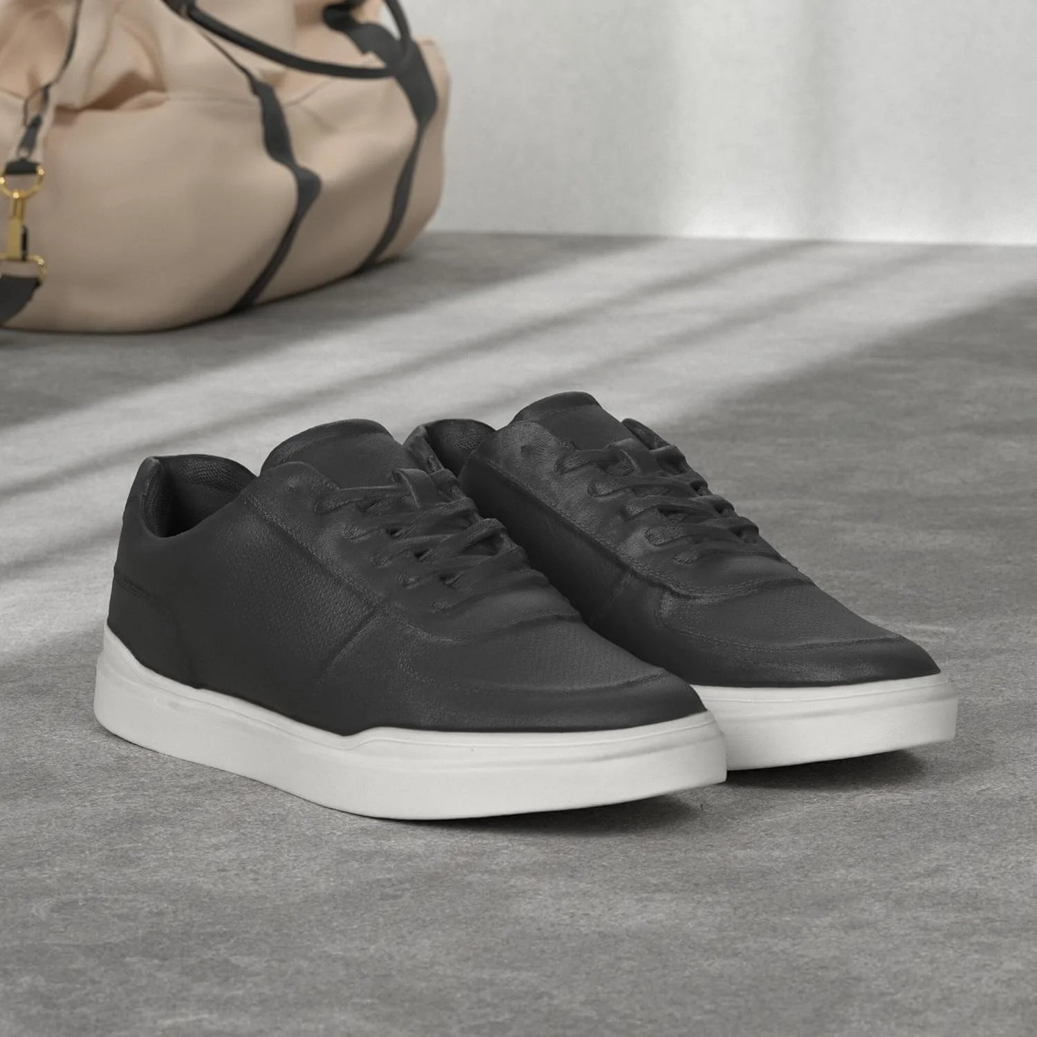 کفش های آکسفورد کلاسیک و شیک مردانه Bruno Marc، مناسب برای استفاده روزمره و رسمی کفش های آکسفورد کلاسیک و شیک مردانه Bruno Marc، مناسب برای استفاده روزمره و رسمی