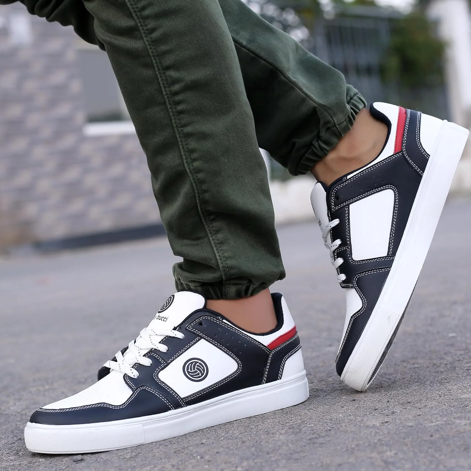 کفش کتانی مردانه باکا بوچی مدل سیمبا | کفش های غیر رسمی مردانه با کفی مموری فوم کفش کتانی مردانه باکا بوچی مدل سیمبا | کفش های غیر رسمی مردانه با کفی مموری فوم