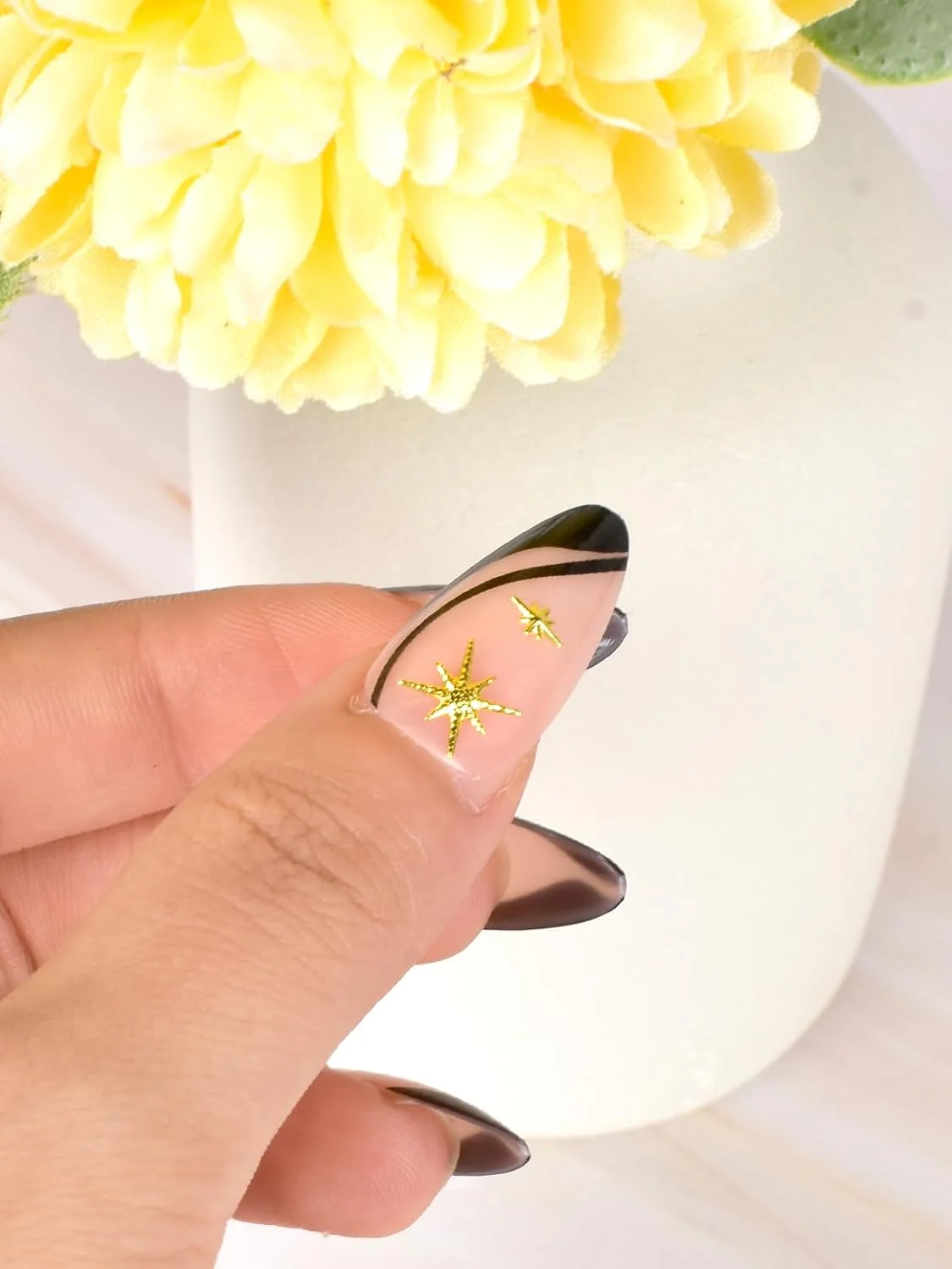 مجموعه 200 عددی تزئینات ناخن طلایی شامل نگین های سه بعدی ستاره ای، تزئینات هنری ناخن و میخ های فلزی برای ساخت زیورآلات ناخن مجموعه 200 عددی تزئینات ناخن طلایی شامل نگین های سه بعدی ستاره ای، تزئینات هنری ناخن و میخ های فلزی برای ساخت زیورآلات ناخن