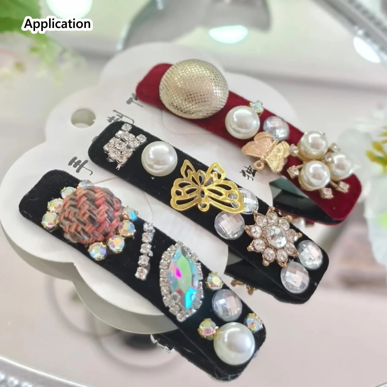 ۱۵۰ عدد مروارید نیمه ۱۶ میلی‌متری تخت برای کارهای دستی، مناسب ساخت جواهرات، طراحی ناخن، اسکرپ بوک، تزئین لباس عروسی (سفید)