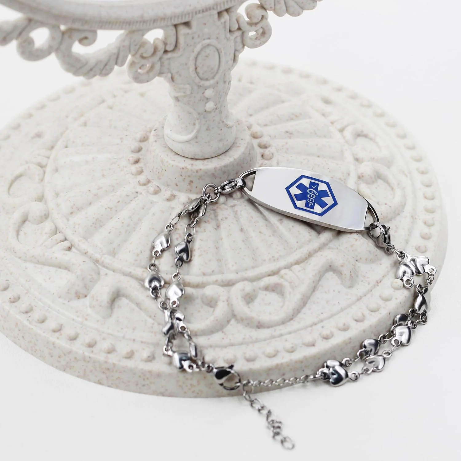 دستبند پرستاری استیل ضد زنگ دولایه طرح قلب | پلاک شناسایی پزشکی خرچنگی قابل تعویض با نماد پزشکی آبی | حکاکی شده برای صرع، دیابت نوع 1 و 2، رقیق کننده خون دستبند پرستاری استیل ضد زنگ دولایه طرح قلب | پلاک شناسایی پزشکی خرچنگی قابل تعویض با نماد پزشکی آبی | حکاکی شده برای صرع، دیابت نوع 1 و 2، رقیق کننده خون