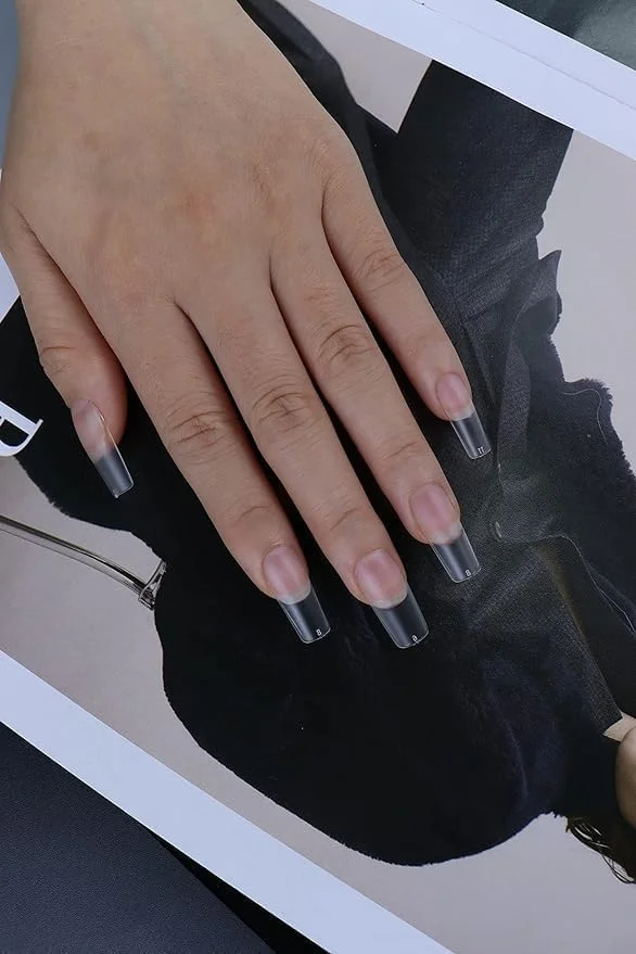 120 عدد ناخن مصنوعی شفاف طرح تابوتی و فرانسوی به همراه جعبه نگهداری ناخن، سوهان ناخن 7 طرفه رایگان و استیکرهای چسب ناخن رایگان، بهترین پیشنهاد مقرون به صرفه 120 عدد ناخن مصنوعی شفاف طرح تابوتی و فرانسوی به همراه جعبه نگهداری ناخن، سوهان ناخن 7 طرفه رایگان و استیکرهای چسب ناخن رایگان، بهترین پیشنهاد مقرون به صرفه