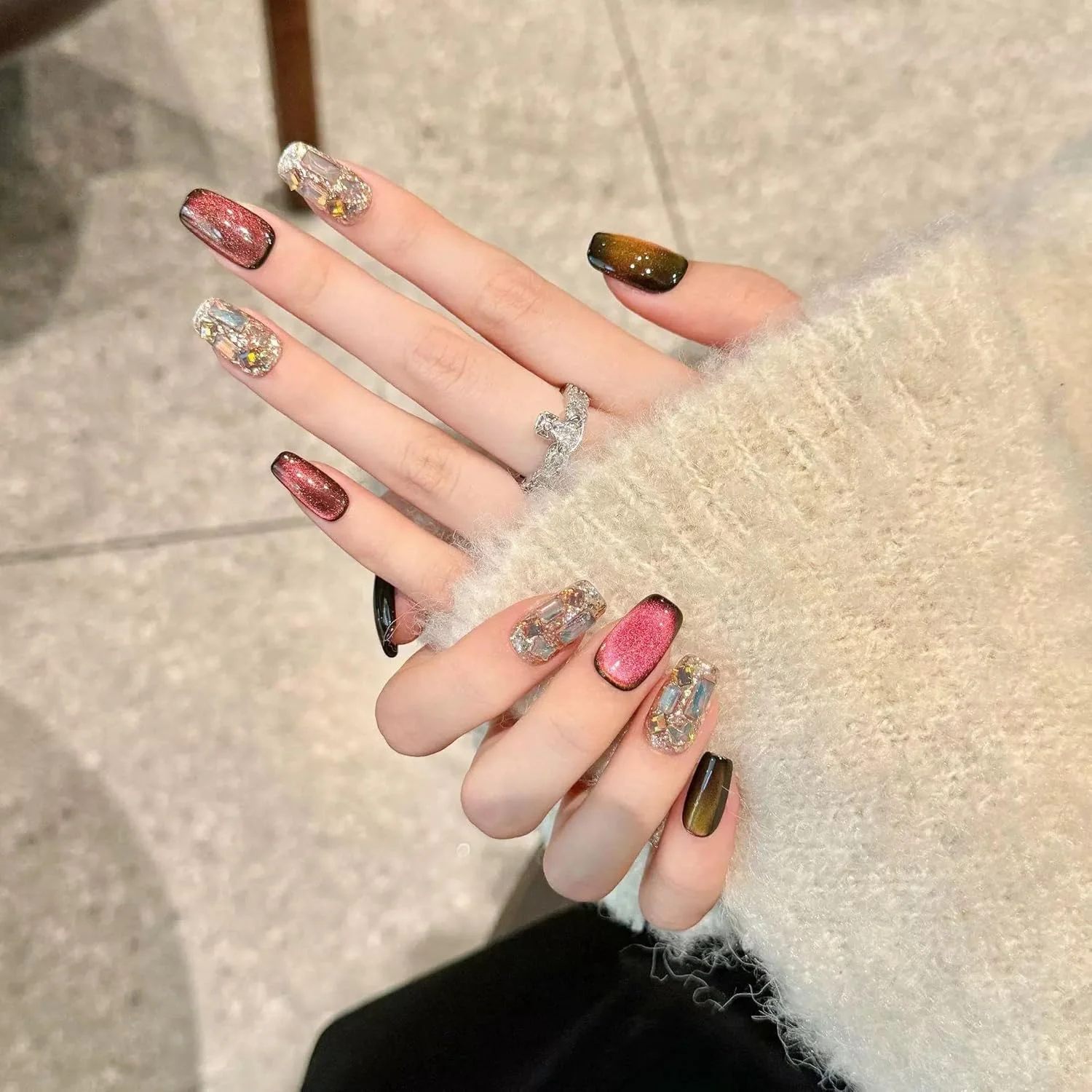 ناخن مصنوعی 14 عددی HN'LEIFAIRY، ناخن های مصنوعی قرمز کوتاه و متوسط مربعی، طرح چشم گربه ای قرمز، ناخن های مصنوعی قابل استفاده مجدد با چسب، ناخن های DIY برای زنان و دختران (MJ-صورتی کوتاه، L) ناخن مصنوعی 14 عددی HN'LEIFAIRY، ناخن های مصنوعی قرمز کوتاه و متوسط مربعی، طرح چشم گربه ای قرمز، ناخن های مصنوعی قابل استفاده مجدد با چسب، ناخن های DIY برای زنان و دختران (MJ-صورتی کوتاه، L)