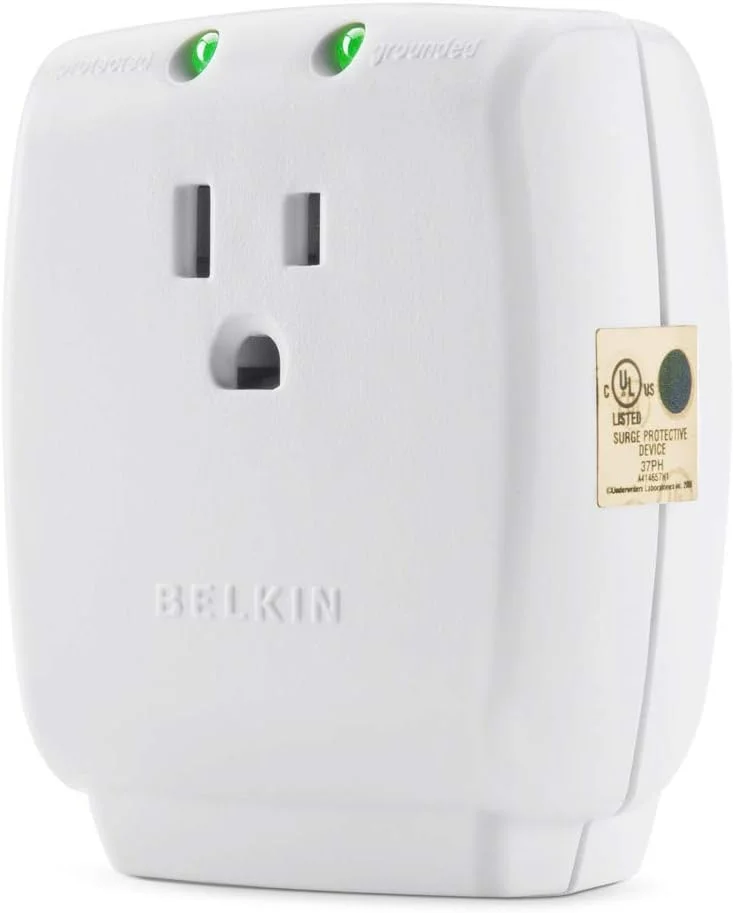 محافظ برق تک پریز بلکین SurgeCube، 1080 ژول (F9H100-CW)