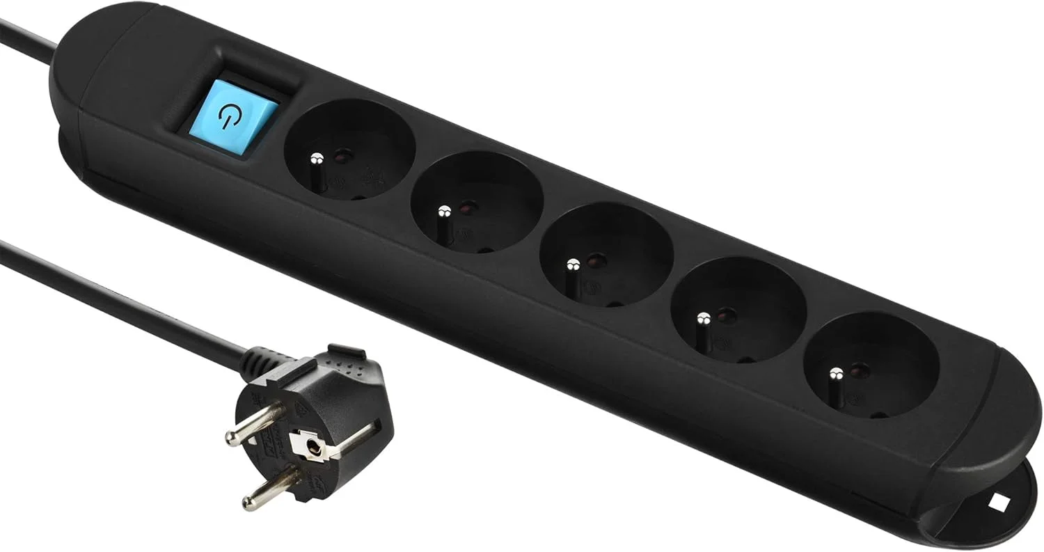 Electraline 30922 H05VV-F 3G 1.5 mm² محافظ برق حرفه ای با 2 آهنربا برای نصب، 5 پریز 16 آمپر، کابل 3 متری مشکی