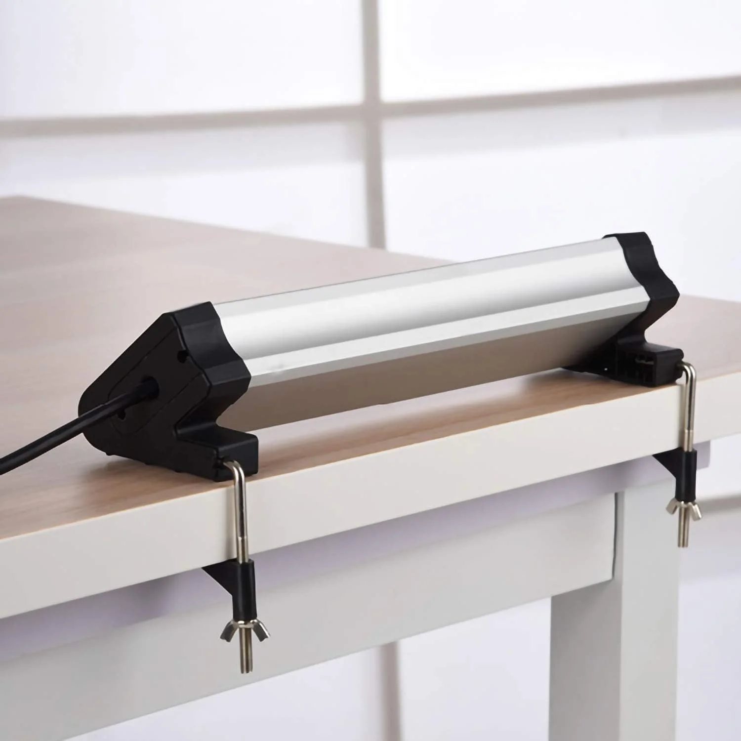 سه راهی برق Electraline 35442 با 2 پورت 60 واتی (1 عدد Type C (Power Delivery) برای شارژ کامپیوترها + 1 عدد USB 3.0 A (QuickCharge) با پایه های رومیزی - مشکی