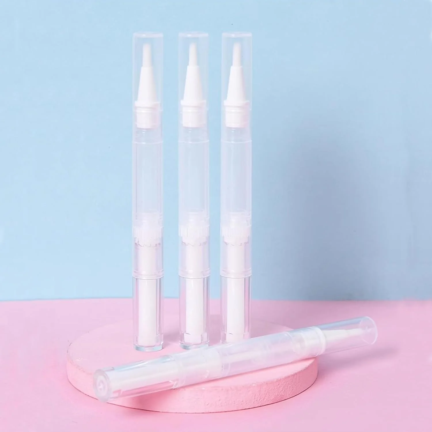 مجموعه ۶ عددی قلم روغن کوتیکول خالی ۳ میلی لیتری Excefore به همراه ۳ عدد قطره چکان، قلم های پیچشی روغن ناخن شفاف با برس، ظرف لوازم آرایشی نوک دار برای روغن ناخن خانگی، براق کننده لب، مایع رشد مژه مجموعه ۶ عددی قلم روغن کوتیکول خالی ۳ میلی لیتری Excefore به همراه ۳ عدد قطره چکان، قلم های پیچشی روغن ناخن شفاف با برس، ظرف لوازم آرایشی نوک دار برای روغن ناخن خانگی، براق کننده لب، مایع رشد مژه