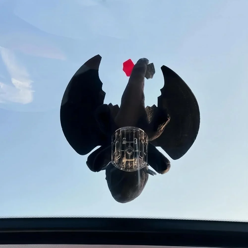 اکسسوری اژدها برای خودرو با مکنده، عروسک پولیشی اژدها با بال های متحرک (بسته 27 سانتی متری)