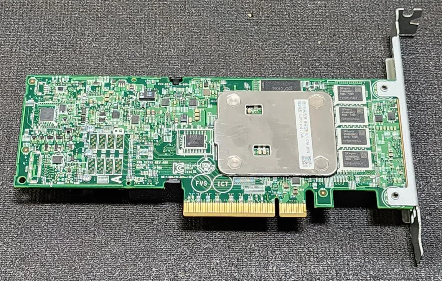 کنترلر RAID دل PERC H740P - کنترلر ذخیره سازی 8 کاناله - SATA 6Gb/s / SAS 12Gb/s - 12Gbps - RAID 0، 1، 5، 6، 10، 50، 60 - PCIe 3.1 x8 - برای PowerEdge R440، R540، R640، R740 کنترلر RAID دل PERC H740P - کنترلر ذخیره سازی 8 کاناله - SATA 6Gb/s / SAS 12Gb/s - 12Gbps - RAID 0، 1، 5، 6، 10، 50، 60 - PCIe 3.1 x8 - برای PowerEdge R440، R540، R640، R740