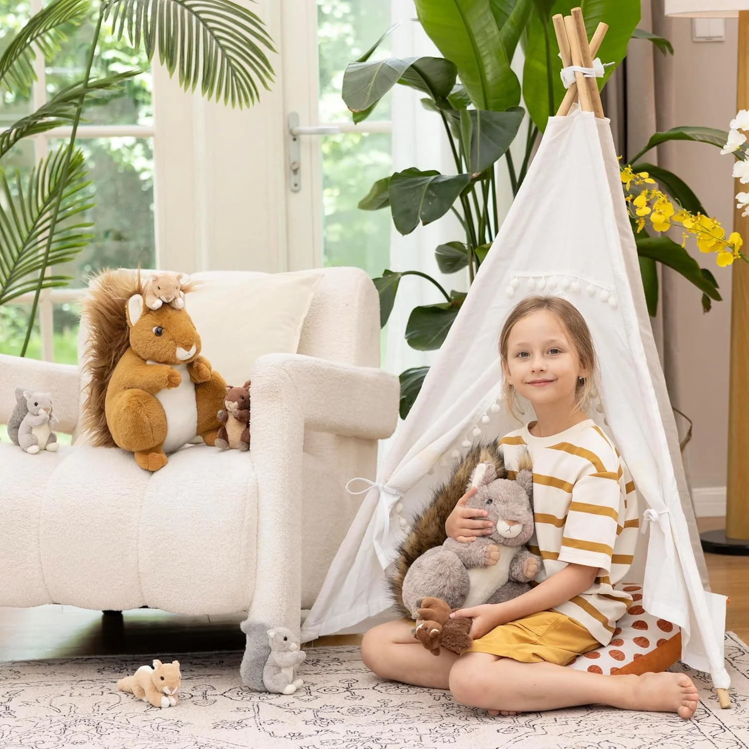 مجموعه 4 عددی سنجاب پولیشی MaoGoLan، اسباب بازی های پولیشی سنجاب واقعی با 3 بچه سنجاب برای دست های کوچک، هدیه سنجاب پولیشی شایان ستایش برای دوستداران حیوانات جنگلی، دختران، پسران، کودکان، جشن نوزاد