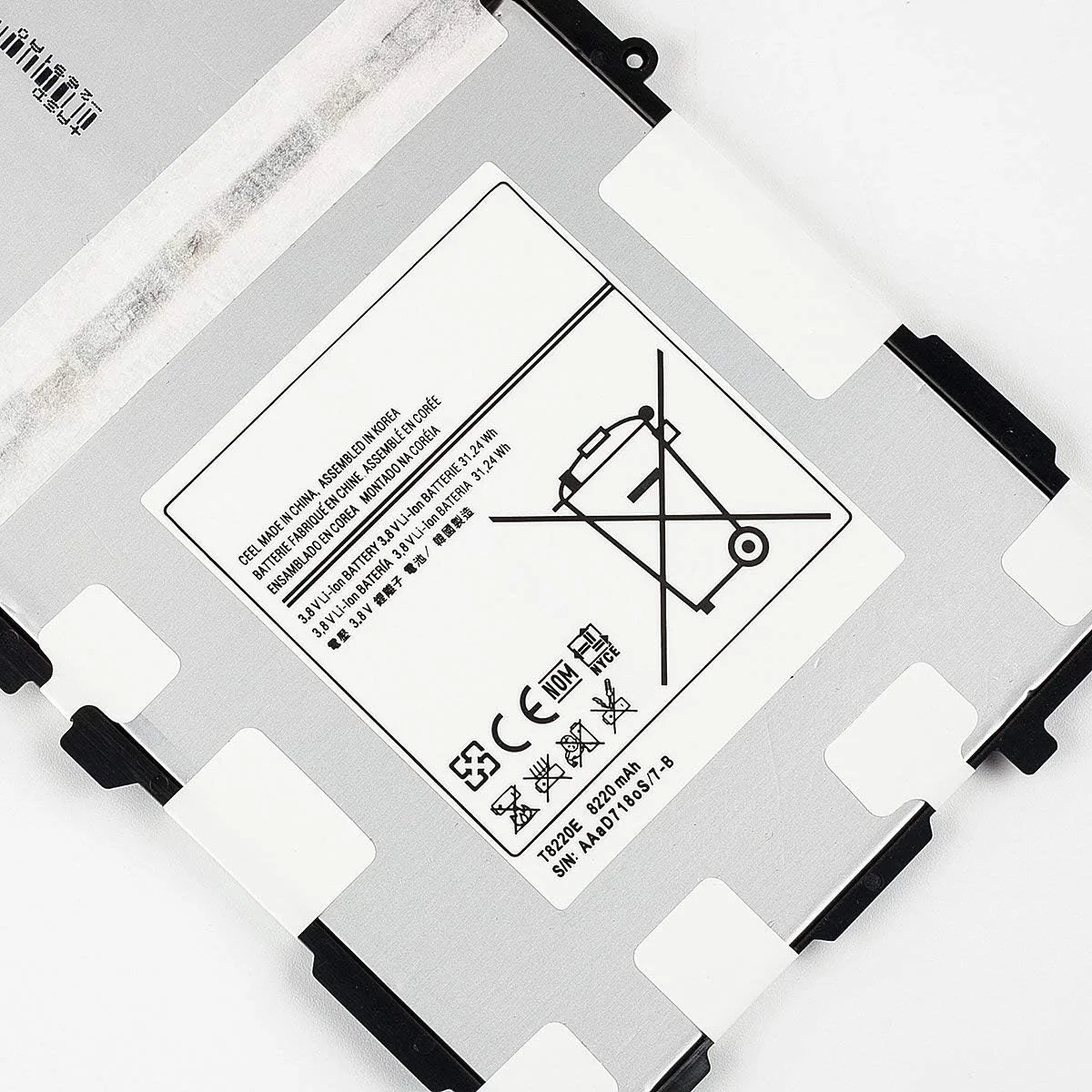 باتری تبلت 3.8 ولت 31.24 وات ساعت T8220E برای سامسونگ گلکسی نوت 10.1 نسخه 2014 مدل های SM-P600 SM-P601 SM-P602 SM-P605 SM-P605V SM-P607T SM-T520 SM-T525 T8220U T8200K T8220C به همراه ابزار