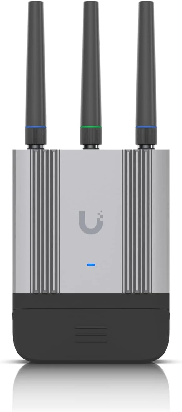 روتر موبایل صنعتی یوبیکویتی (UMR-Industrial)