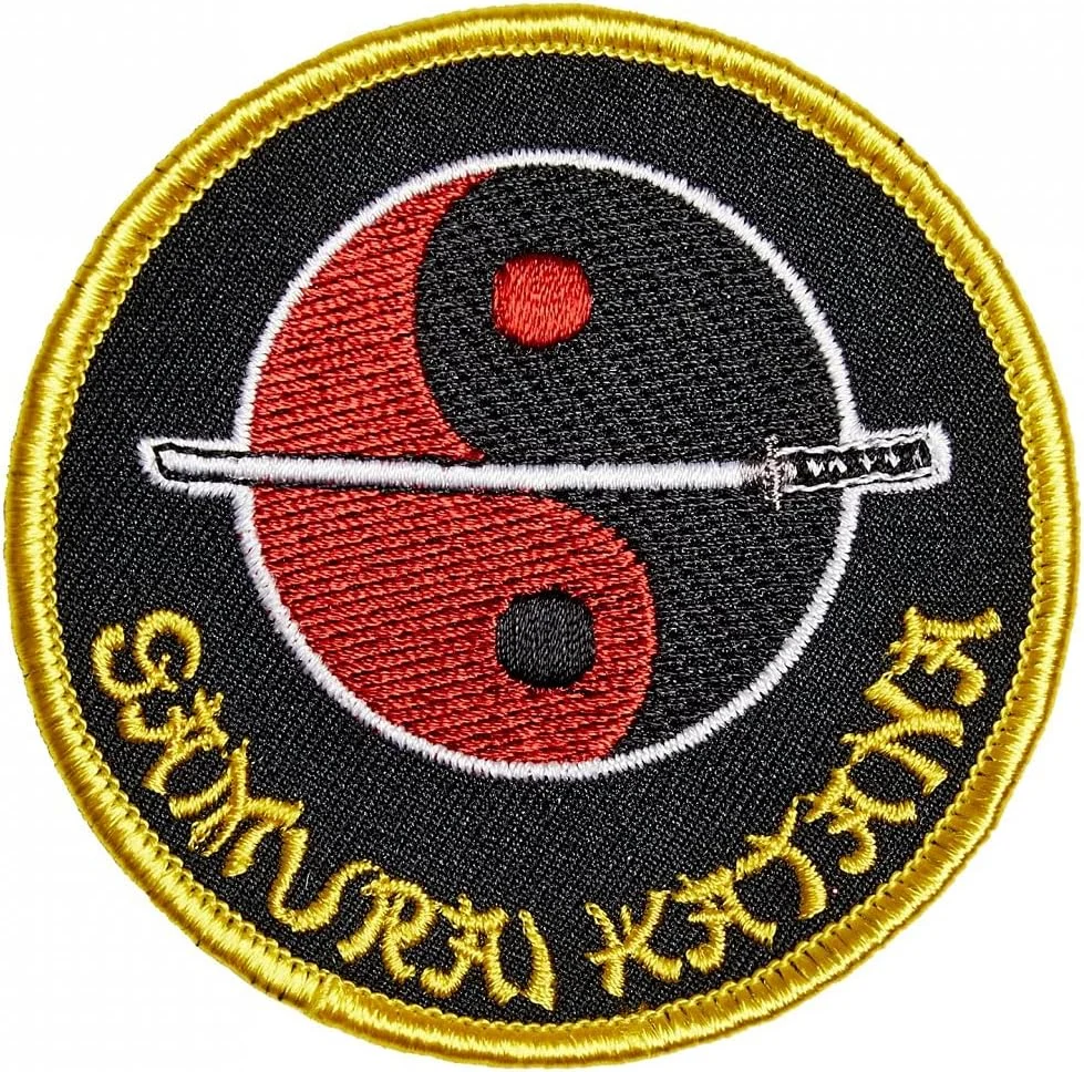 نشان های گلدوزی شده هنرهای رزمی PLAYWELL - نشان یین یانگ سامورایی، مشکی، تک سایز