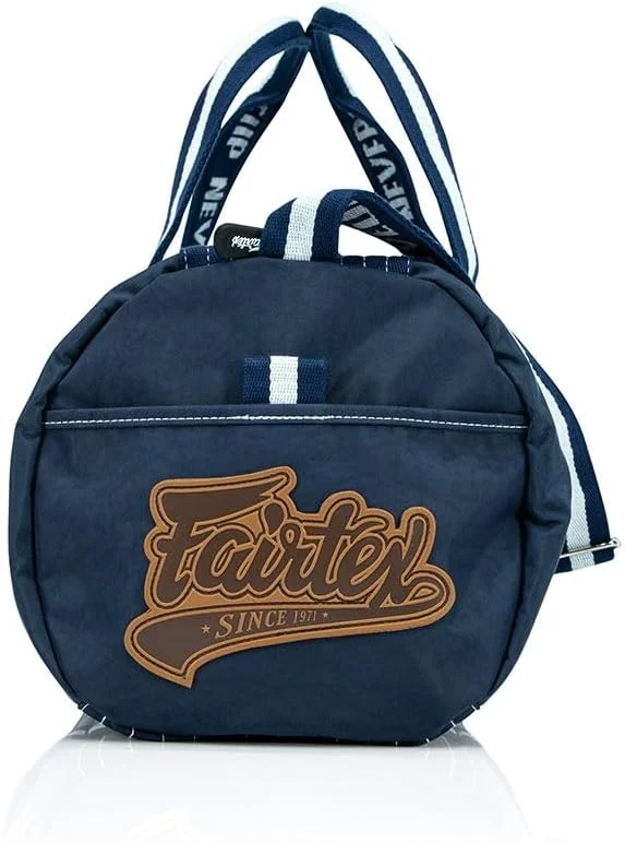 کیف استوانه ای سبک رترو Fairtex BAG9 مناسب بوکس تایلندی، ورزش های رزمی و باشگاه کیف استوانه ای سبک رترو Fairtex BAG9 مناسب بوکس تایلندی، ورزش های رزمی و باشگاه