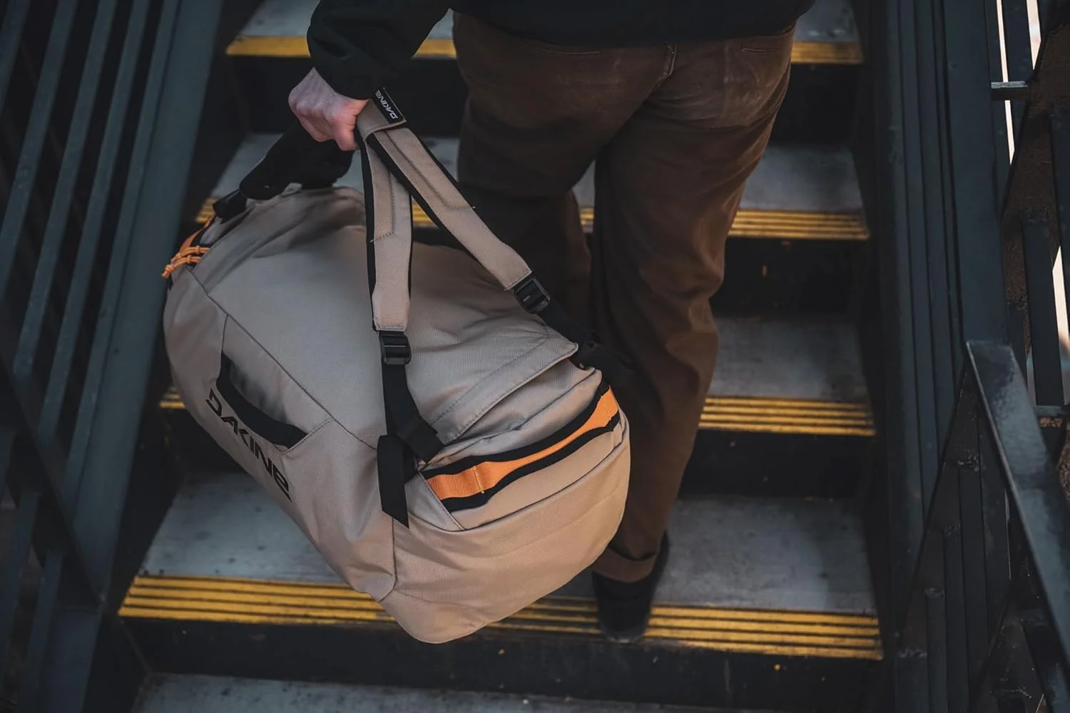 کیف کوله پشتی مسافرتی رنجر Dakine مدل Unisex، ظرفیت 60 لیتر