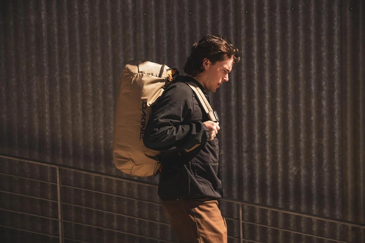 کیف کوله پشتی مسافرتی رنجر Dakine مدل Unisex، ظرفیت 60 لیتر