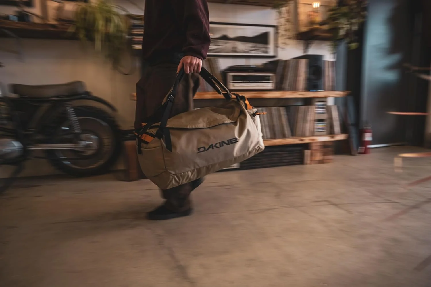 کیف کوله پشتی مسافرتی رنجر Dakine مدل Unisex، ظرفیت 60 لیتر