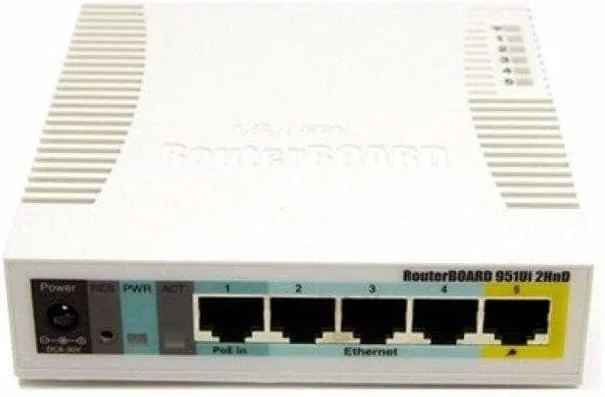 روتربورد Mikrotik RB951Ui-2HnD با فرکانس 2.4GHz، اکسس پوینت بیسیم SOHO با آنتنهای داخلی و 5 پورت اترنت روتربورد Mikrotik RB951Ui-2HnD با فرکانس 2.4GHz، اکسس پوینت بیسیم SOHO با آنتنهای داخلی و 5 پورت اترنت