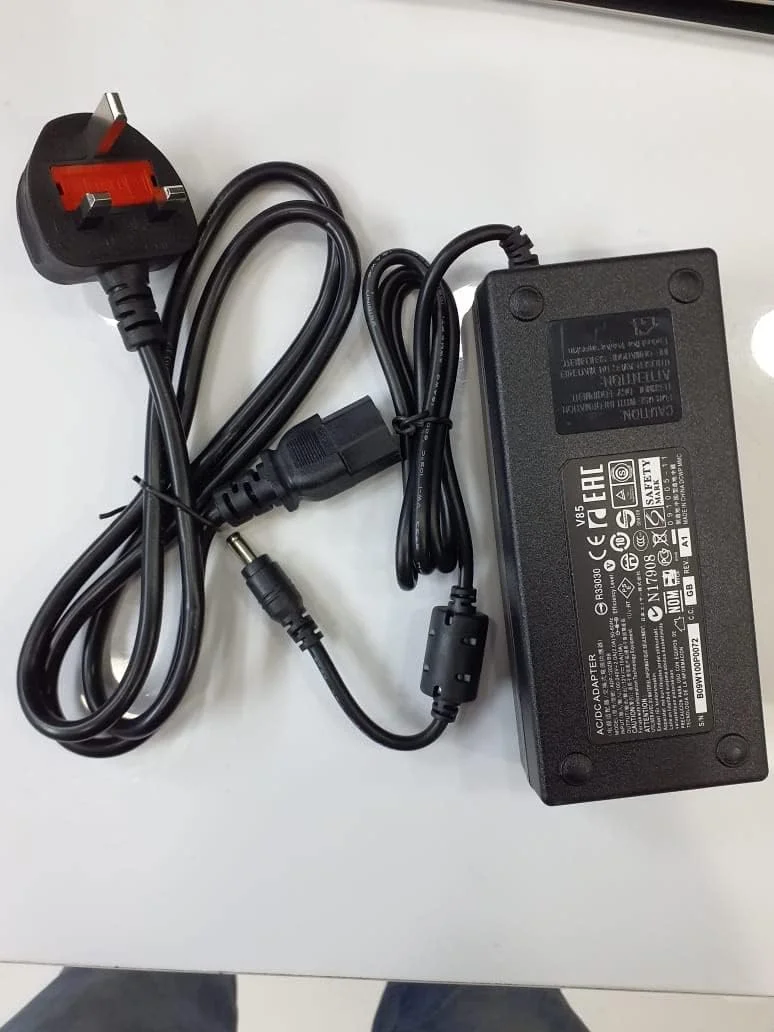 آداپتور منبع تغذیه AC به DC، مبدل 12 ولت 10 آمپر 100 ولت - 240 ولت، ترانسفورماتور برق با نوک 5.5x2.5 میلی متر و 5.5x2.1 میلی متر، آداپتور برق رومیزی تنظیم شده