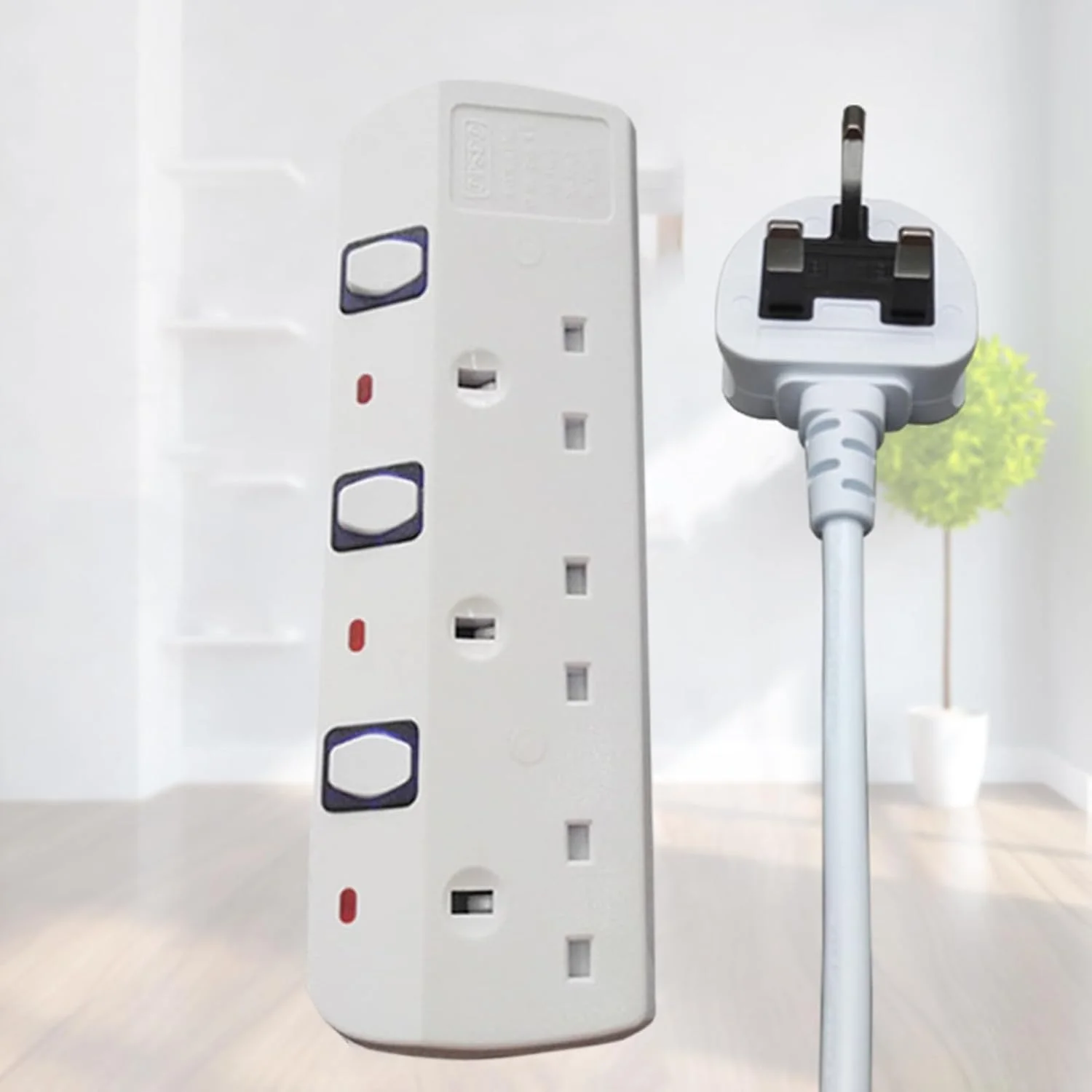 آداپتور دوشاخه مسافرتی انگلستان | آداپتور دوشاخه مسافرتی جمع و جور انگلستان، دارای پورت های USB متعدد با قابلیت شارژ سریع و محافظ جهانی برای مسافرت، دفاتر کار، خانه و خانواده