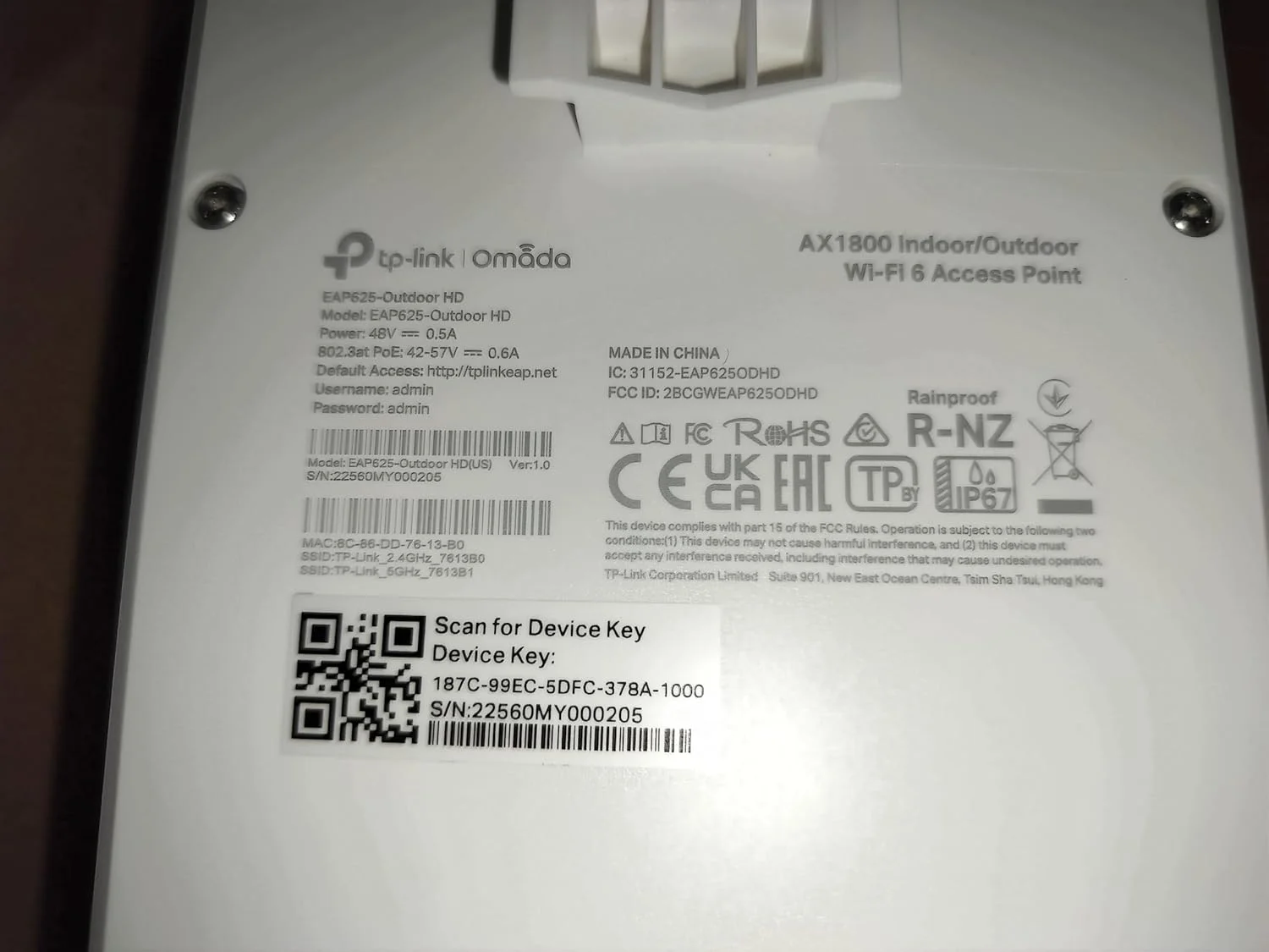 اکسس پوینت فضای باز TP-Link Omada با برد بلند - توسعه دهنده وای فای سازگار جهانی، وای فای 6 AX1800 با تراکم بالا، پوشش تا 325 متر مربع، مقاوم در برابر آب و هوا IP68، تغذیه از طریق PoE (EAP625-Outdoor HD) اکسس پوینت فضای باز TP-Link Omada با برد بلند - توسعه دهنده وای فای سازگار جهانی، وای فای 6 AX1800 با تراکم بالا، پوشش تا 325 متر مربع، مقاوم در برابر آب و هوا IP68، تغذیه از طریق PoE (EAP625-Outdoor HD)