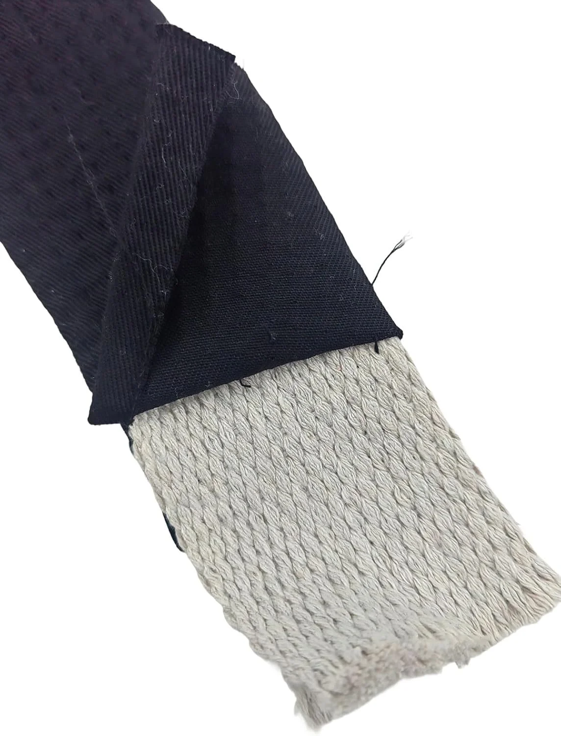 کمربند مشکی تکواندو با گلدوزی طلایی، عرض 5 سانتی متر، مناسب باشگاه های ورزشی، مربیان و بزرگسالان، جنس پلی استر و پنبه، با قابلیت درج نام و دان کمربند مشکی تکواندو با گلدوزی طلایی، عرض 5 سانتی متر، مناسب باشگاه های ورزشی، مربیان و بزرگسالان، جنس پلی استر و پنبه، با قابلیت درج نام و دان