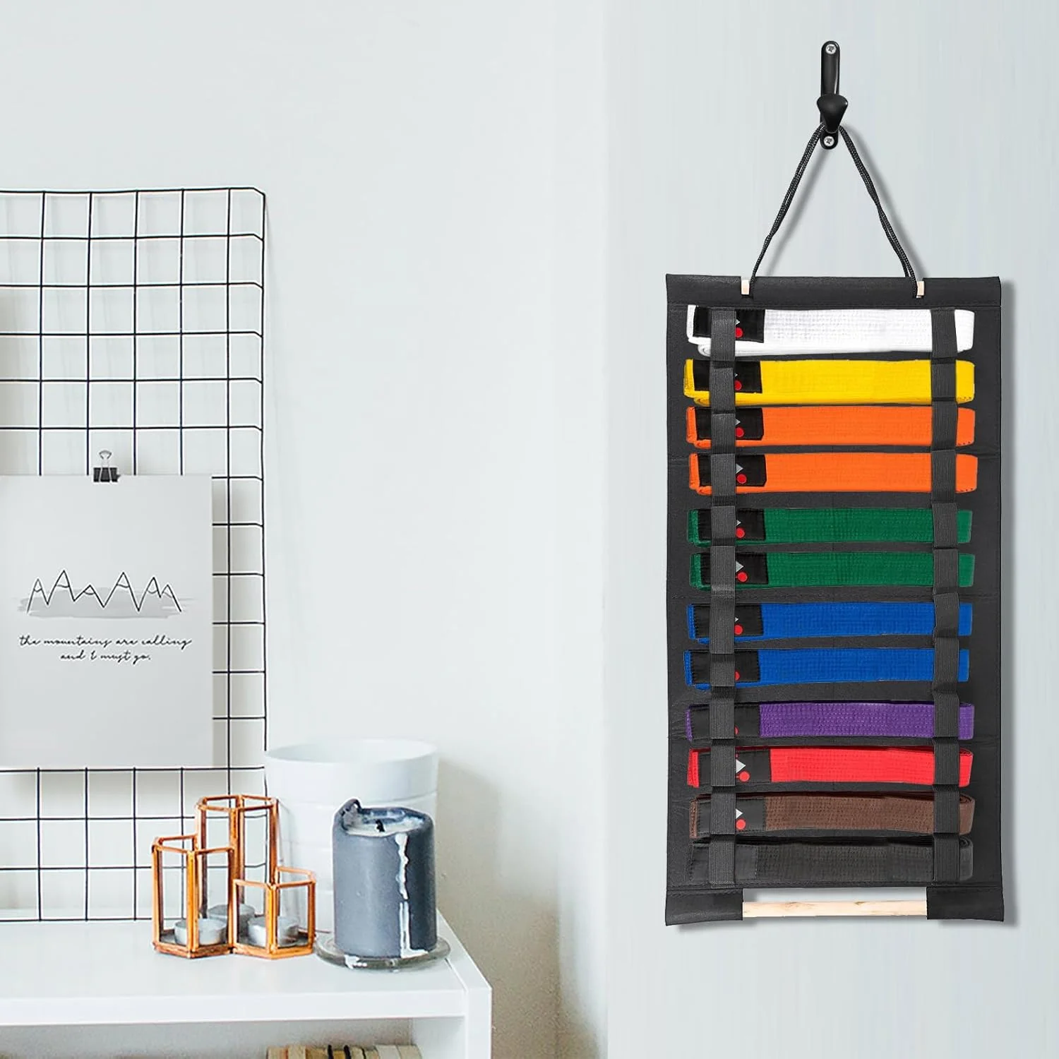 نگهدارنده کمربند هنرهای رزمی سامناکان برای 12 کمربند، استند کمربند تکواندو نمدی، قابل نصب روی دیوار، نمایشگر کمربند برای مدال، کمربند جودو، کمربند کاراته، کمربند نینجوتسو به عنوان هدیه شخصی (بدون کمربند)