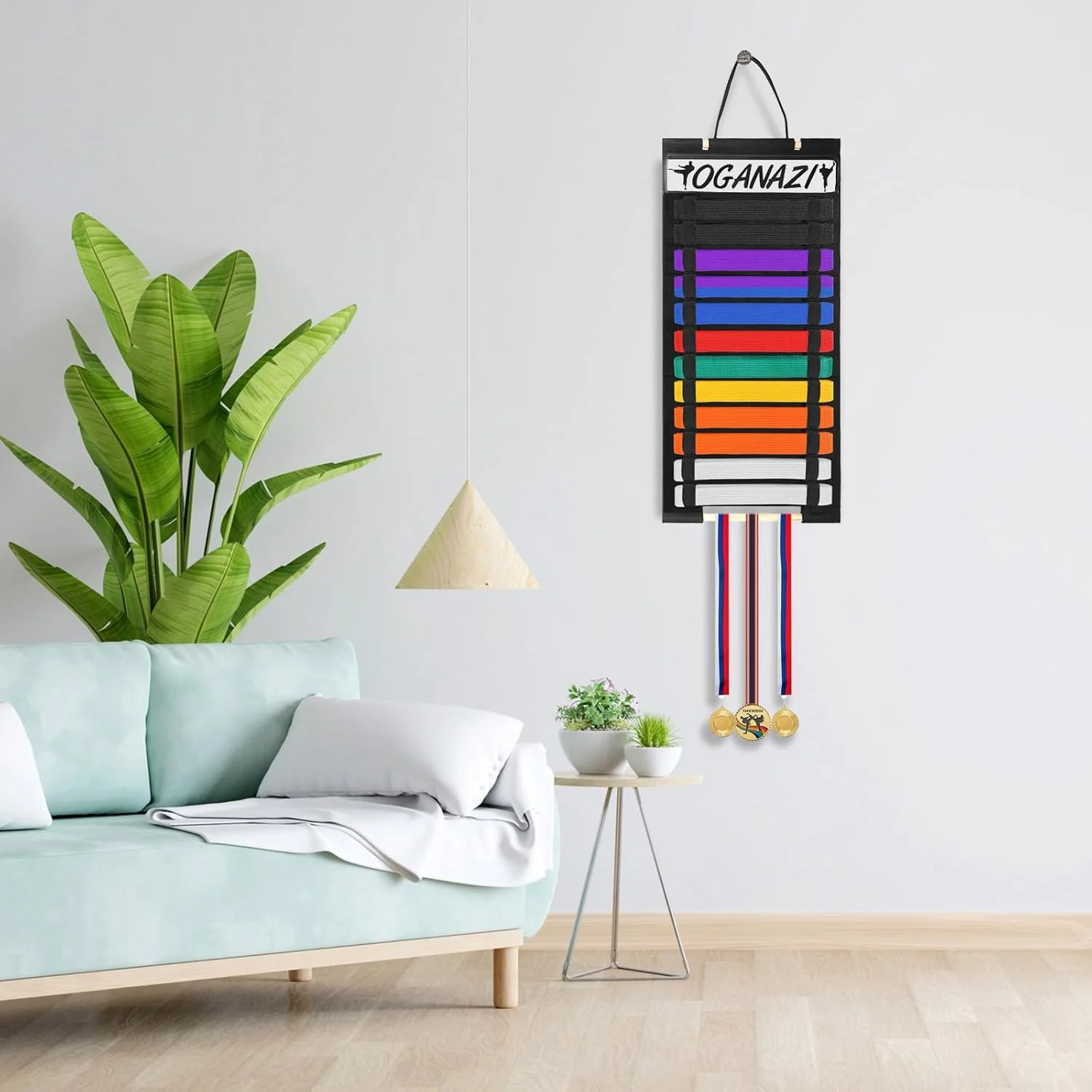 نگهدارنده کمربند هنرهای رزمی OGANAZI - سازمان دهنده 12 کمربند هنرهای رزمی با برچسب های شخصی سازی شده