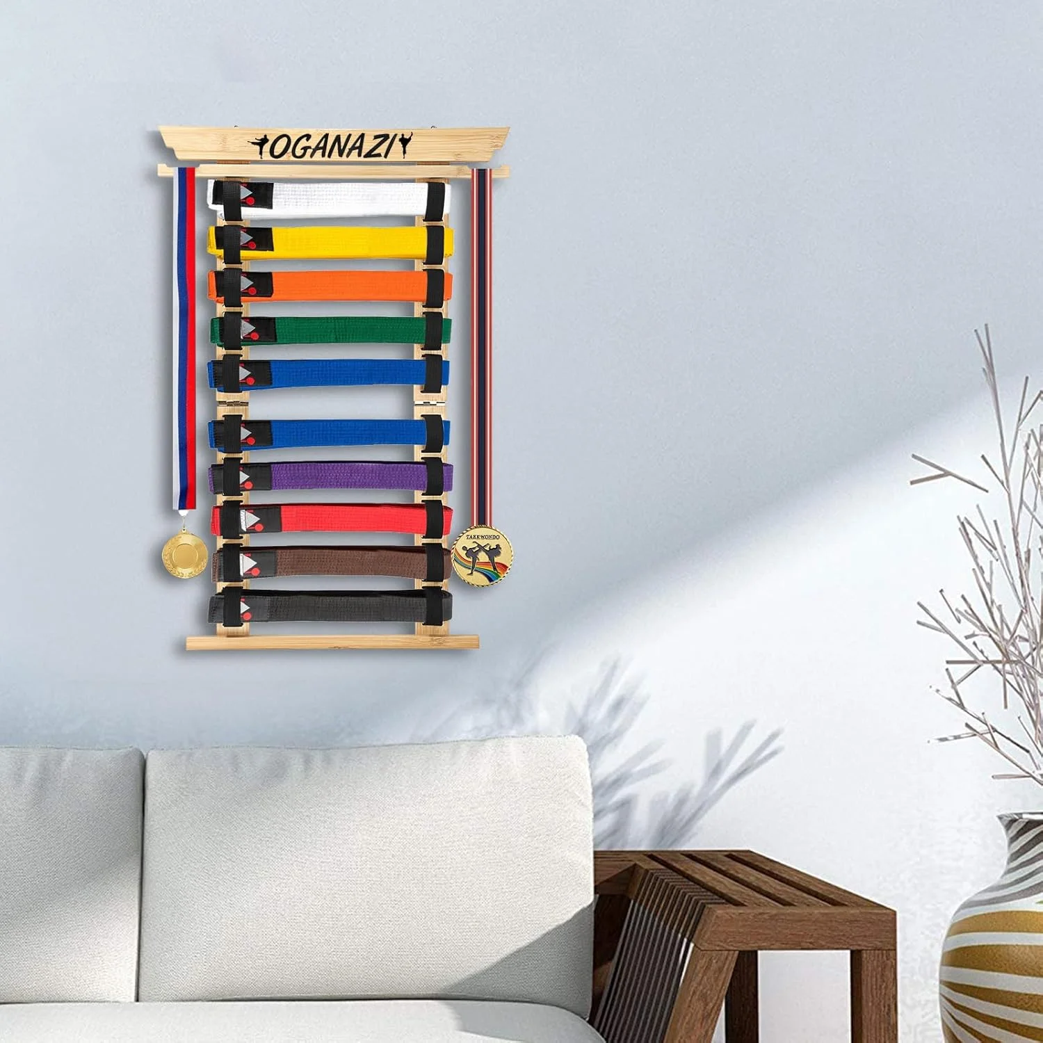 نگهدارنده کمربند کاراته OGANAZI با استیکرهای شخصی‌سازی‌شده، نگهدارنده کمربند تکواندو با جای مدال جانبی، نگهدارنده کمربند هنرهای رزمی کشی برای تکواندو، کاراته، هدایای BJJ