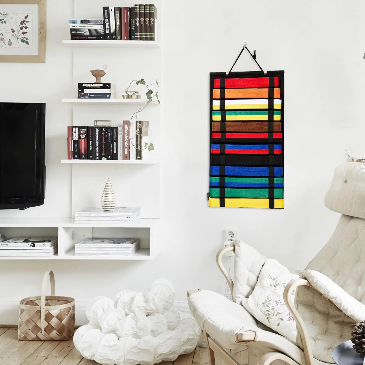 نگهدارنده کمربند هنرهای رزمی KWSLIN، نمایشگر کمربند هنرهای رزمی، قفسه با ظرفیت 12 کمربند، نمایشگر کمربند با حلقه های کشسان برای هنرجویان هنرهای رزمی (62 * 25 سانتی متر) نگهدارنده کمربند هنرهای رزمی KWSLIN، نمایشگر کمربند هنرهای رزمی، قفسه با ظرفیت 12 کمربند، نمایشگر کمربند با حلقه های کشسان برای هنرجویان هنرهای رزمی (62 * 25 سانتی متر)