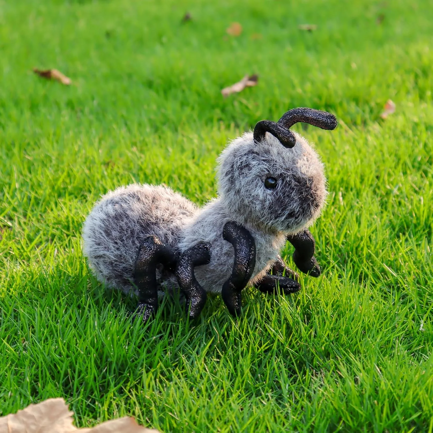 عروسک پولیشی مورچه بره زردآلو برای کودکان، اسباب بازی های پولیشی حشره ای نرم و زیبا برای نوزاد دختر و پسر، مورچه کرکی مشکی 20 سانتی متر عروسک پولیشی مورچه بره زردآلو برای کودکان، اسباب بازی های پولیشی حشره ای نرم و زیبا برای نوزاد دختر و پسر، مورچه کرکی مشکی 20 سانتی متر