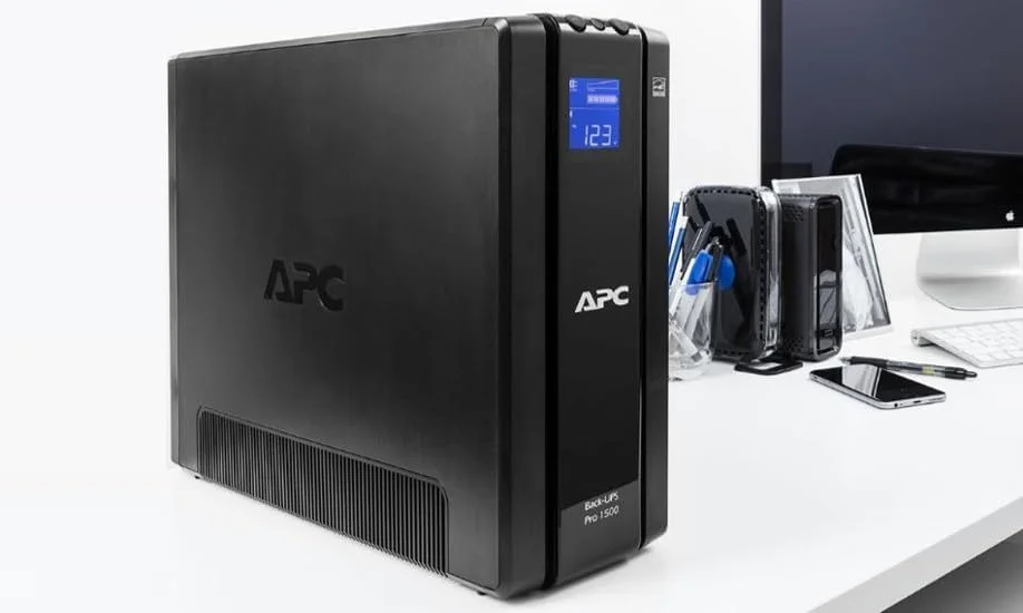 منبع تغذیه پشتیبان APC Power Saving BackUPS Pro 1500 865W 1500VA