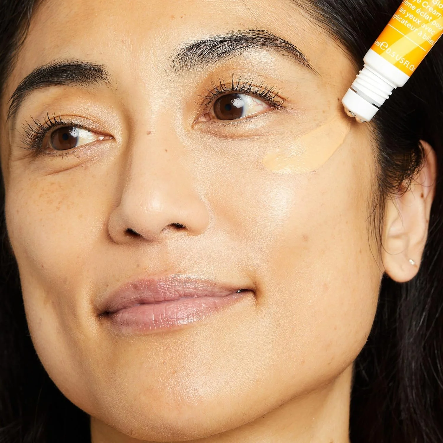 کرم دور چشم رولی درخشان کننده نو7 Radiance+ - احیا کننده و روشن کننده زیر چشم - حاوی ویتامین C و کافئین برای تیرگی، پف و کدری (15 میلی لیتر)