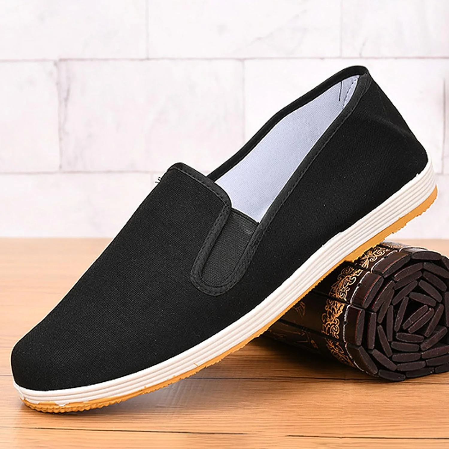 کفش پارچه ای سنتی، کفش تای چی پارچه ای، دمپایی کونگ فو سنتی هنرهای رزمی، پشتیبانی پایدار، پاهای شما را خشک نگه می دارد، برای گردش های روزانه برای پیاده روی و دویدن کفش پارچه ای سنتی، کفش تای چی پارچه ای، دمپایی کونگ فو سنتی هنرهای رزمی، پشتیبانی پایدار، پاهای شما را خشک نگه می دارد، برای گردش های روزانه برای پیاده روی و دویدن