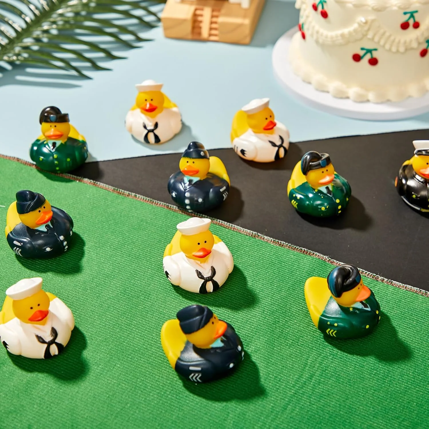 24 عدد اردک لاستیکی با طرح نیروهای مسلح، مناسب برای مهمانی، جشن تولد، هدیه کلاسی، ساحل، استخر و فعالیت های تابستانی 24 عدد اردک لاستیکی با طرح نیروهای مسلح، مناسب برای مهمانی، جشن تولد، هدیه کلاسی، ساحل، استخر و فعالیت های تابستانی