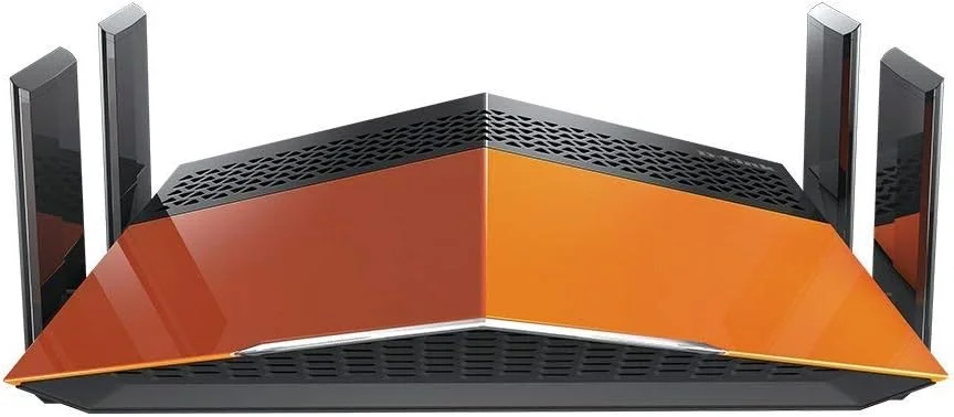 روتر بی سیم AC1900 دو بانده D-Link (11a/b/g/n/ac)، دارای 4 پورت گیگابیتی، 4 آنتن خارجی با بهره بالا، سوئیچ حالت روتر/اکستندر، دوشاخه قابل تعویض UK/EU