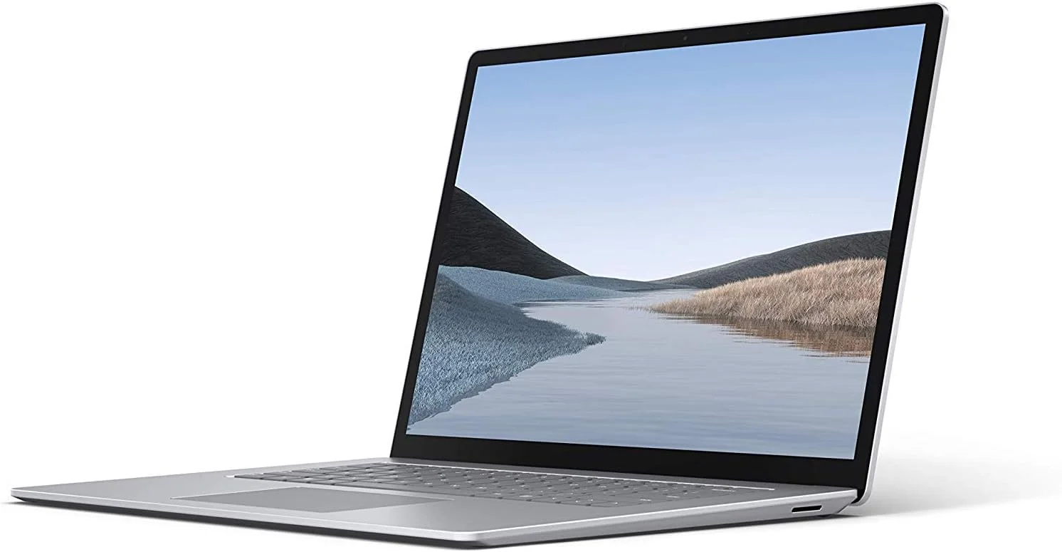 لپ تاپ لمسی مایکروسافت Surface Laptop 3 [Vgz-00013]، پردازنده Amd Ryzen R5-3580U، صفحه نمایش 15 اینچ، 256 گیگابایت، 8 گیگابایت رم، کارت گرافیک Amd Radeon™ Vega 9، ویندوز 10، صفحه کلید انگلیسی-عربی، رنگ پلاتینیوم [نسخه خاورمیانه]