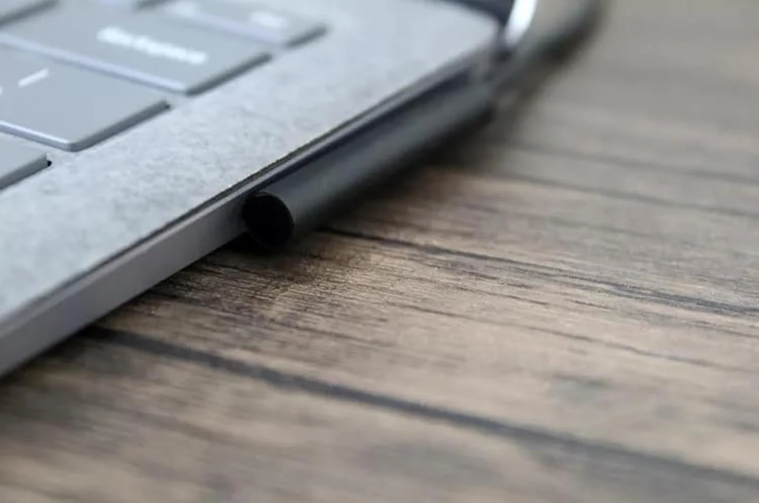 لپ تاپ Surface 3، صفحه لمسی 13.5 اینچی، پردازنده Intel Core i5 نسل 10، رم 8 گیگابایتی، حافظه SSD 256 گیگابایتی، ویندوز 11، پلاتینیوم (بازسازی شده) لپ تاپ Surface 3، صفحه لمسی 13.5 اینچی، پردازنده Intel Core i5 نسل 10، رم 8 گیگابایتی، حافظه SSD 256 گیگابایتی، ویندوز 11، پلاتینیوم (بازسازی شده)