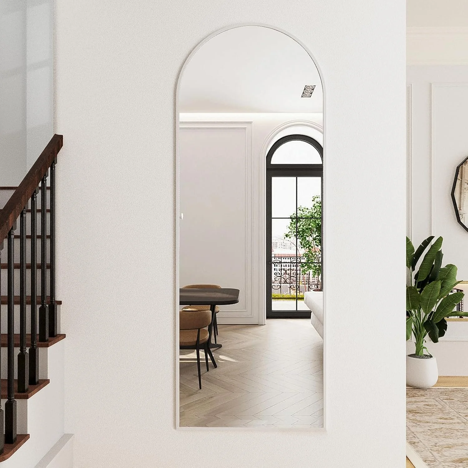 آینه قدی Bluejw با ابعاد تقریبی 60 در 165 سانتی متر، قاب آلیاژ آلومینیوم، مناسب برای اتاق خواب، رختکن و نصب روی دیوار (زاویه راست - نقره ای)