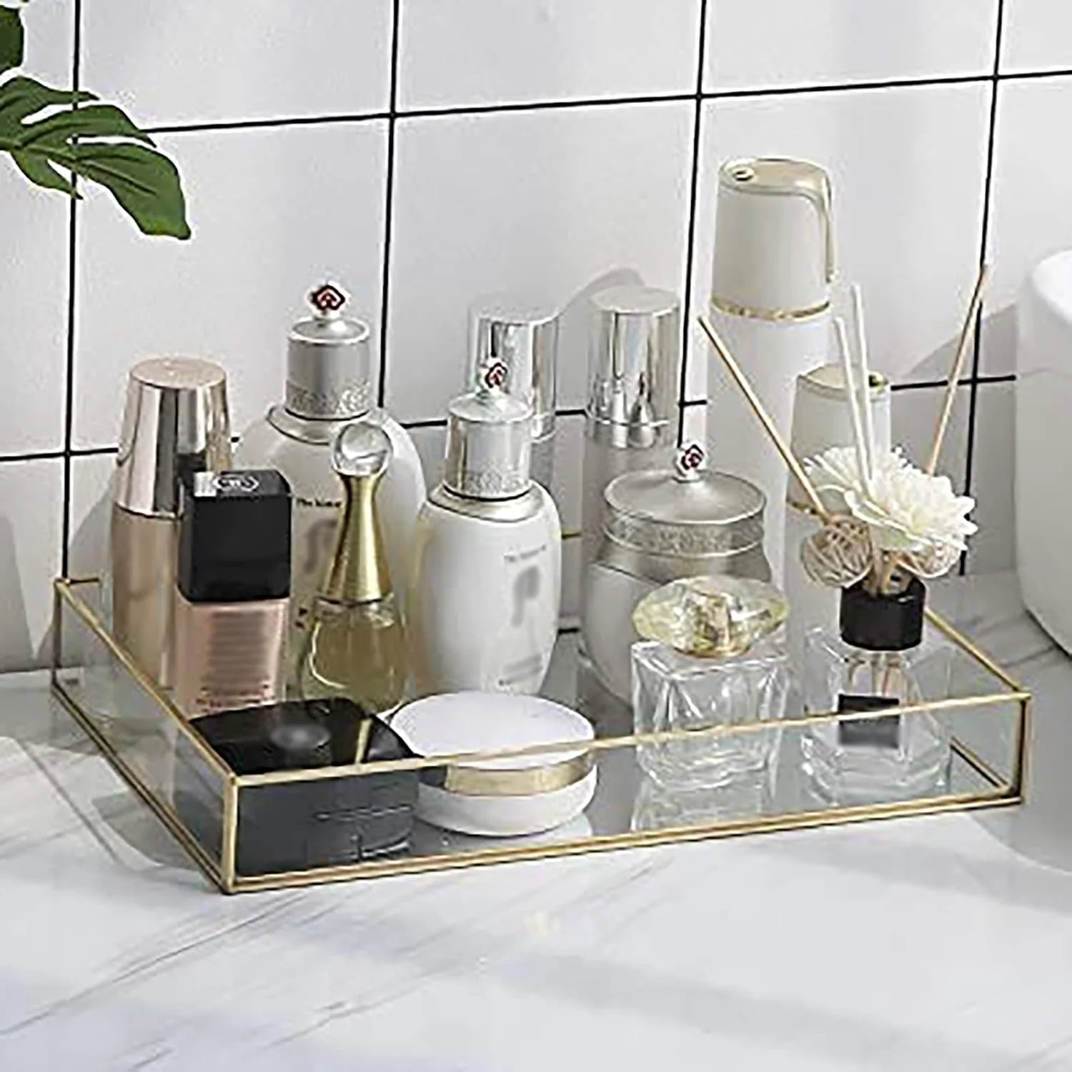 سینی شیشه ای فلزی Wuuooei، سینی طلایی، سازمان دهنده جواهرات، سینی آینه ای تزئینی، 20*14*3.5 سانتی متر سینی شیشه ای فلزی Wuuooei، سینی طلایی، سازمان دهنده جواهرات، سینی آینه ای تزئینی، 20*14*3.5 سانتی متر