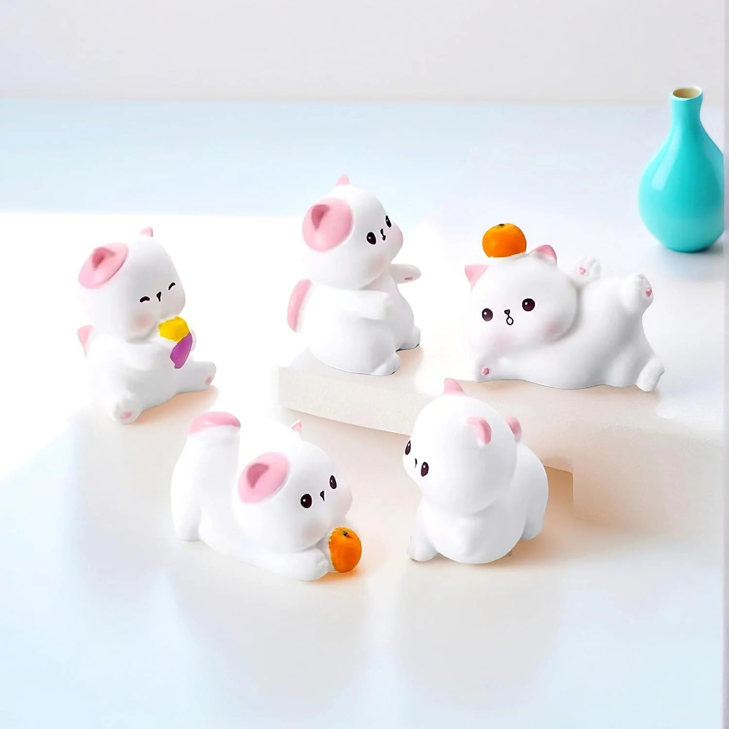 ست 6 عددی مینی فیگور گربه - گربه های رزینی کوچک و واقعی برای اسباب بازی های خانه عروسکی، دکور باغ پری، لوازم جانبی میز، کلکسیون های کودکان، مجسمه های کوچک حیوانات، تزئینات مینیاتوری گربه ست 6 عددی مینی فیگور گربه - گربه های رزینی کوچک و واقعی برای اسباب بازی های خانه عروسکی، دکور باغ پری، لوازم جانبی میز، کلکسیون های کودکان، مجسمه های کوچک حیوانات، تزئینات مینیاتوری گربه