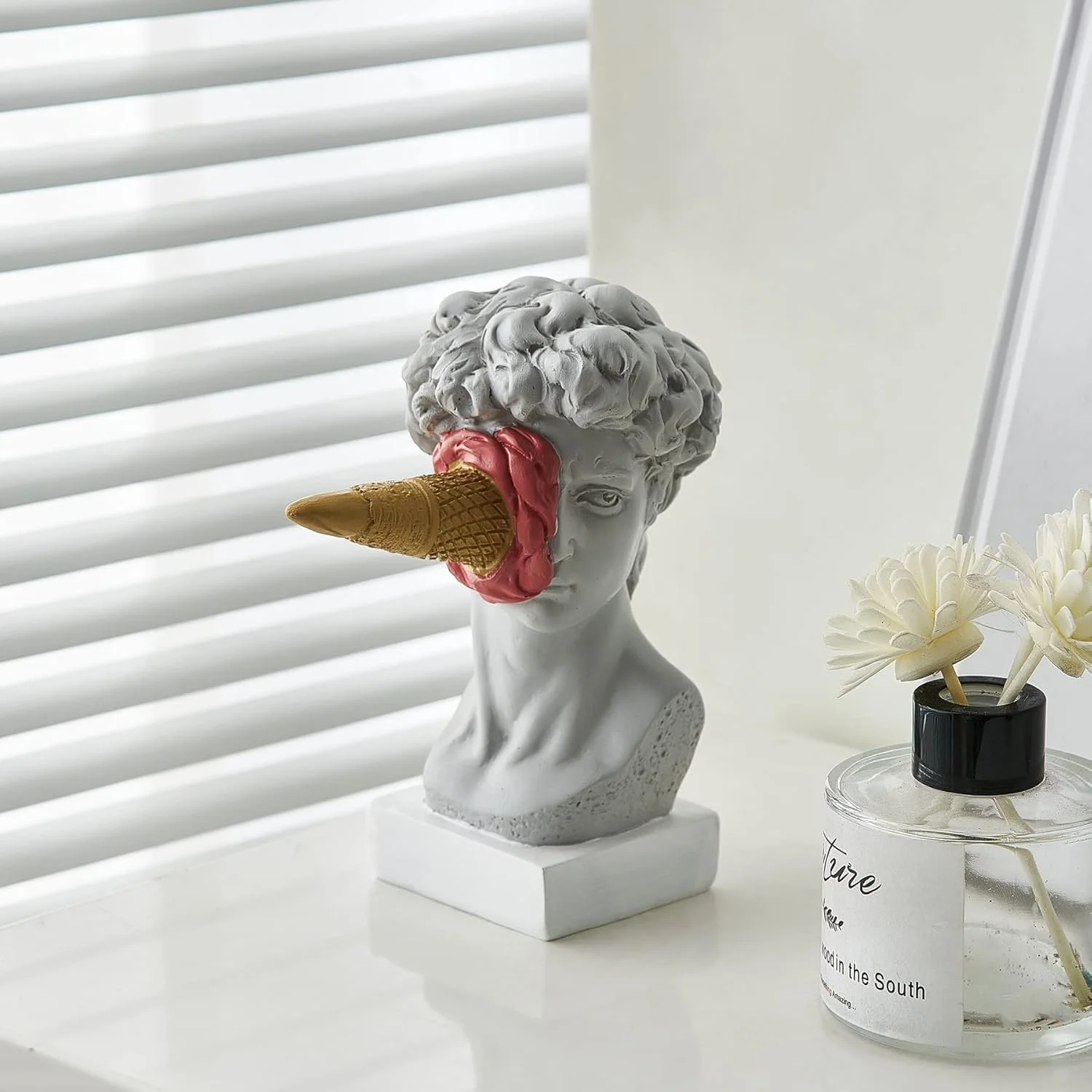 مجسمه کلاسیک یونانی داوود FJS، مجسمه و تندیس های رزینی برای دکور اتاق نشیمن و دفتر کار، مجسمه نیم تنه برای دکور میز قهوه خوری خانه با زیبایی شناسی رومی مجسمه کلاسیک یونانی داوود FJS، مجسمه و تندیس های رزینی برای دکور اتاق نشیمن و دفتر کار، مجسمه نیم تنه برای دکور میز قهوه خوری خانه با زیبایی شناسی رومی