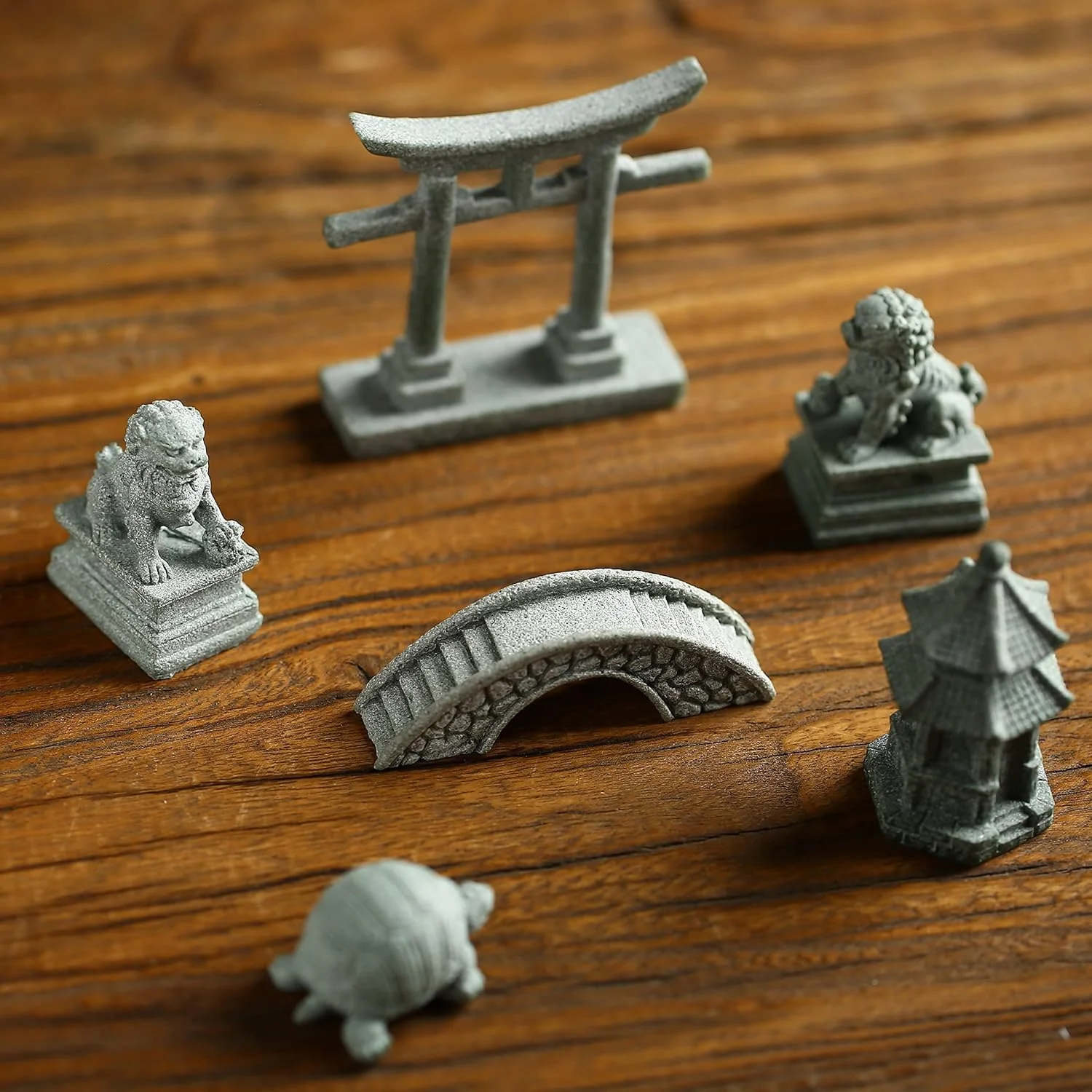 مجسمه های مینیاتوری KASTWAVE، 6 عدد لوازم جانبی باغ ذن مینی، پل باغ مینیاتوری، دروازه توری ماسه سنگی، دکور ذن مجسمه ها، دکوراسیون تراریوم آکواریوم ژاپنی بن سای مجسمه های مینیاتوری KASTWAVE، 6 عدد لوازم جانبی باغ ذن مینی، پل باغ مینیاتوری، دروازه توری ماسه سنگی، دکور ذن مجسمه ها، دکوراسیون تراریوم آکواریوم ژاپنی بن سای