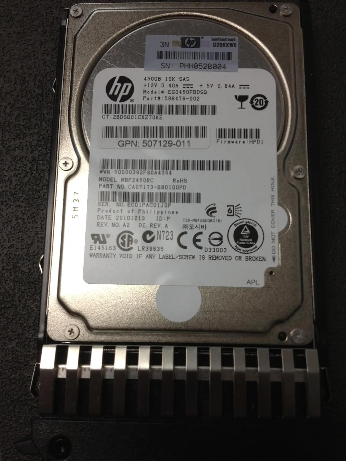 هارد درایو داخلی 600 گیگابایتی HP 581311-001 با سینی هارد درایو داخلی 600 گیگابایتی HP 581311-001 با سینی