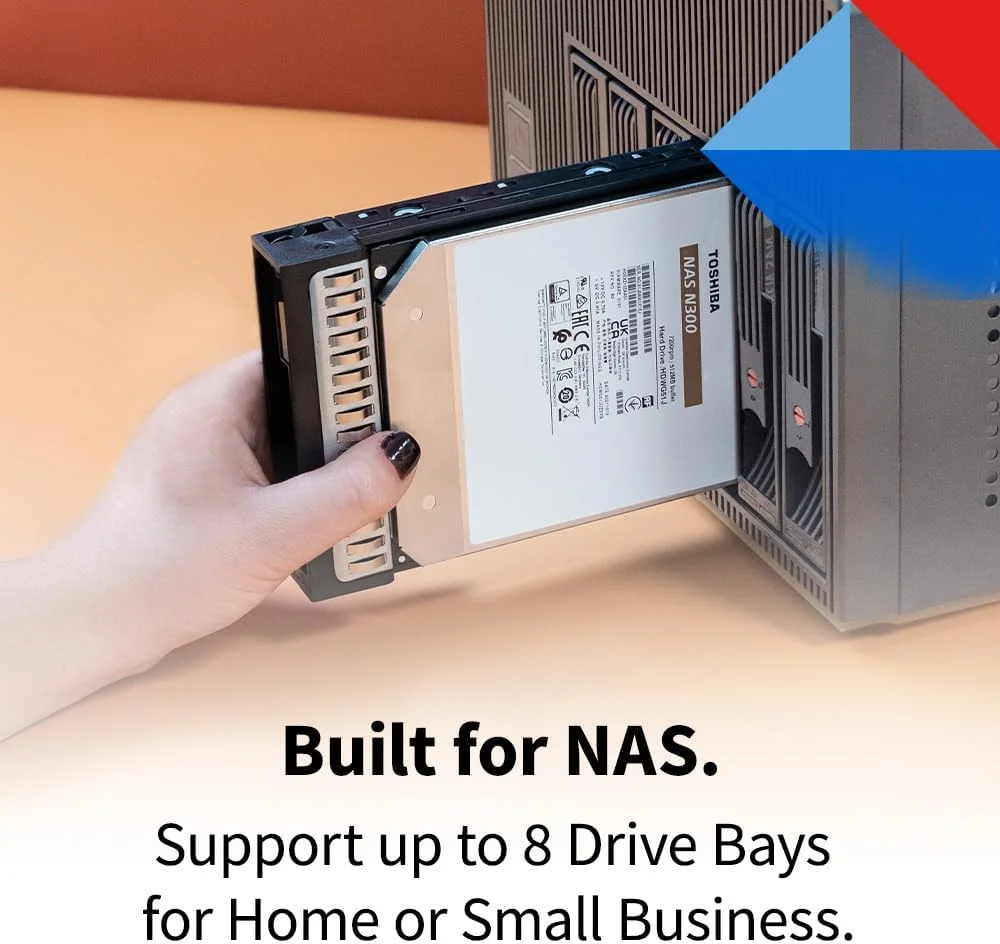 هارد دیسک داخلی 16 ترابایتی توشیبا N300 NAS - سایز 3.5 اینچ - CMR SATA 6 GB/s - سرعت 7200 دور در دقیقه - حافظه کش 512 مگابایت - مدل HDWG31GXZSTA