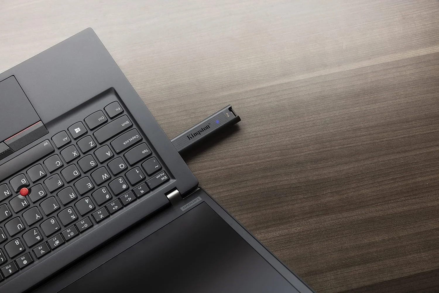 فلش مموری کینگستون DataTraveler Max USB 3.2 Gen 2 با ظرفیت 1 ترابایت، مشکی، مدل DTMAX/1TB