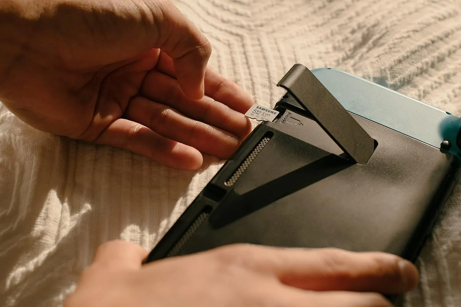 کارت حافظه MicroSDXC سامسونگ Evo Plus با ظرفیت 512 گیگابایت Uhs-i به همراه آداپتور SD